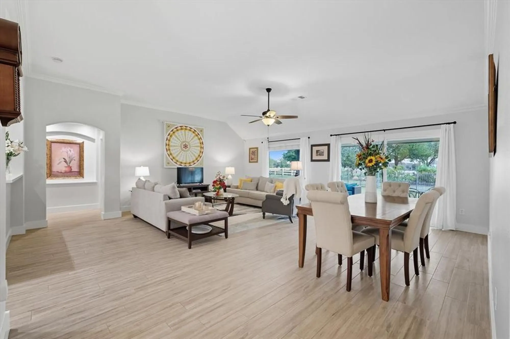 Property Slideshow image 4 of 39 | 9704 amber ct, Denton, TX, 76207