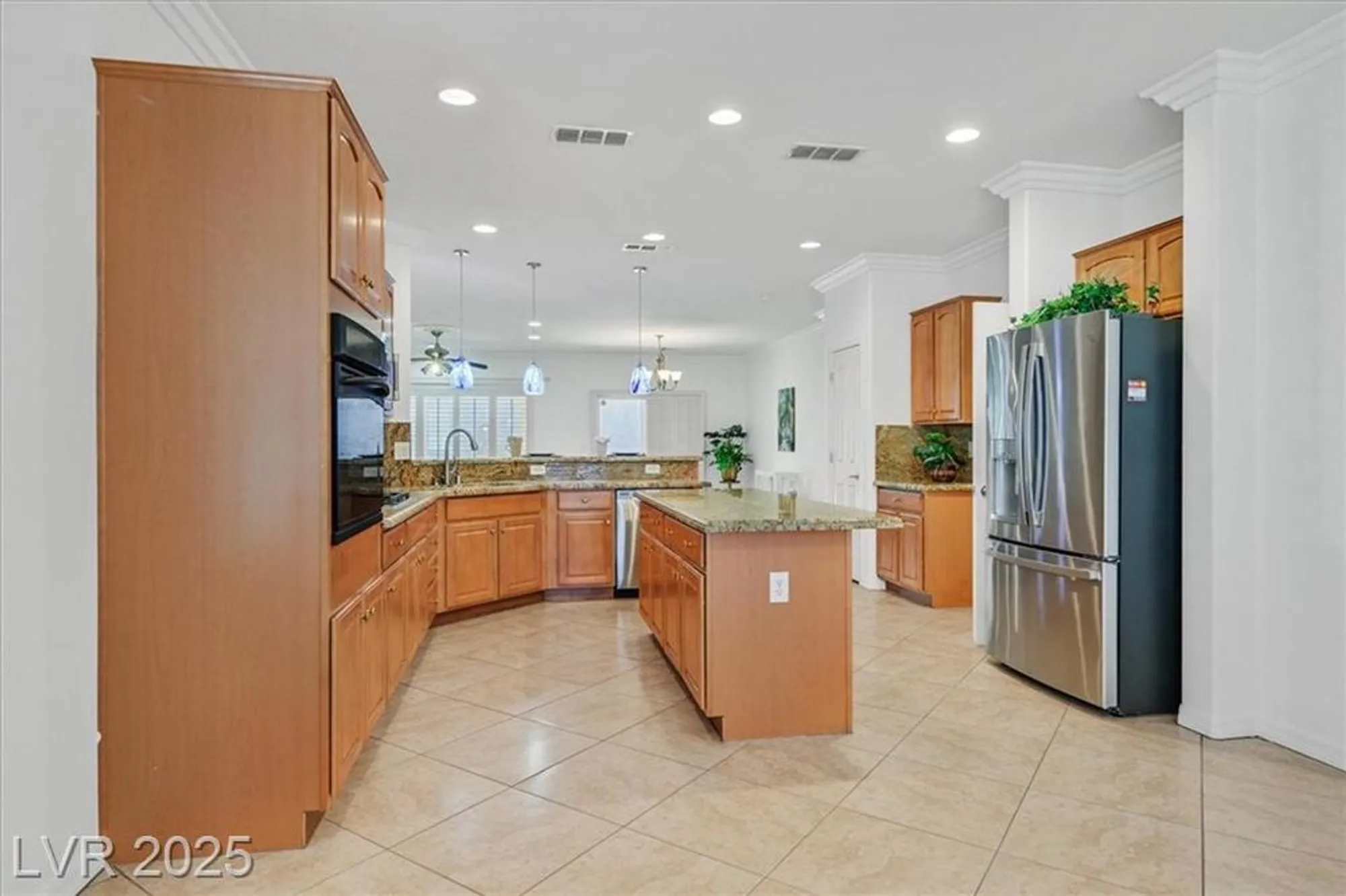 Property Slideshow image 9 of 40 | 2164 sawtooth mountain dr, Henderson, NV, 89044