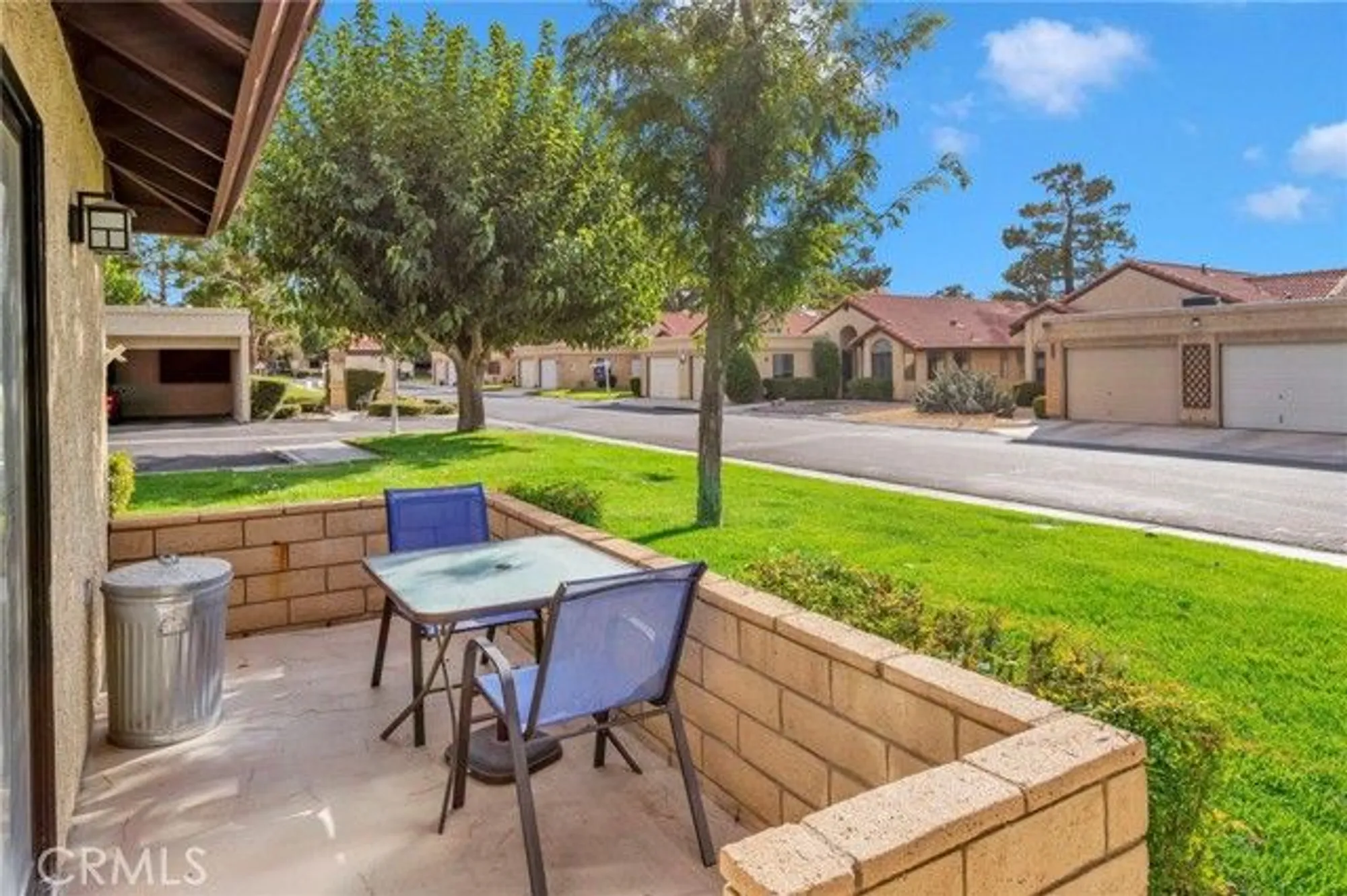 Property Slideshow image 6 of 36 | 19175 elm dr, Apple Valley, CA, 92308