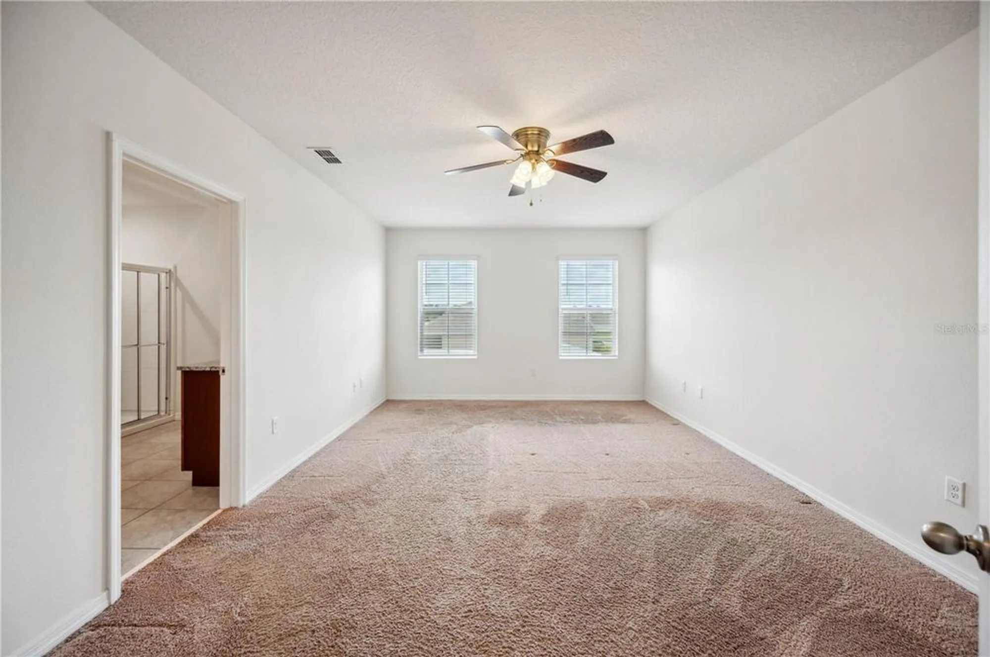 Property Slideshow image 23 of 49 | 2062 blue highlands dr, Lakeland, FL, 33811