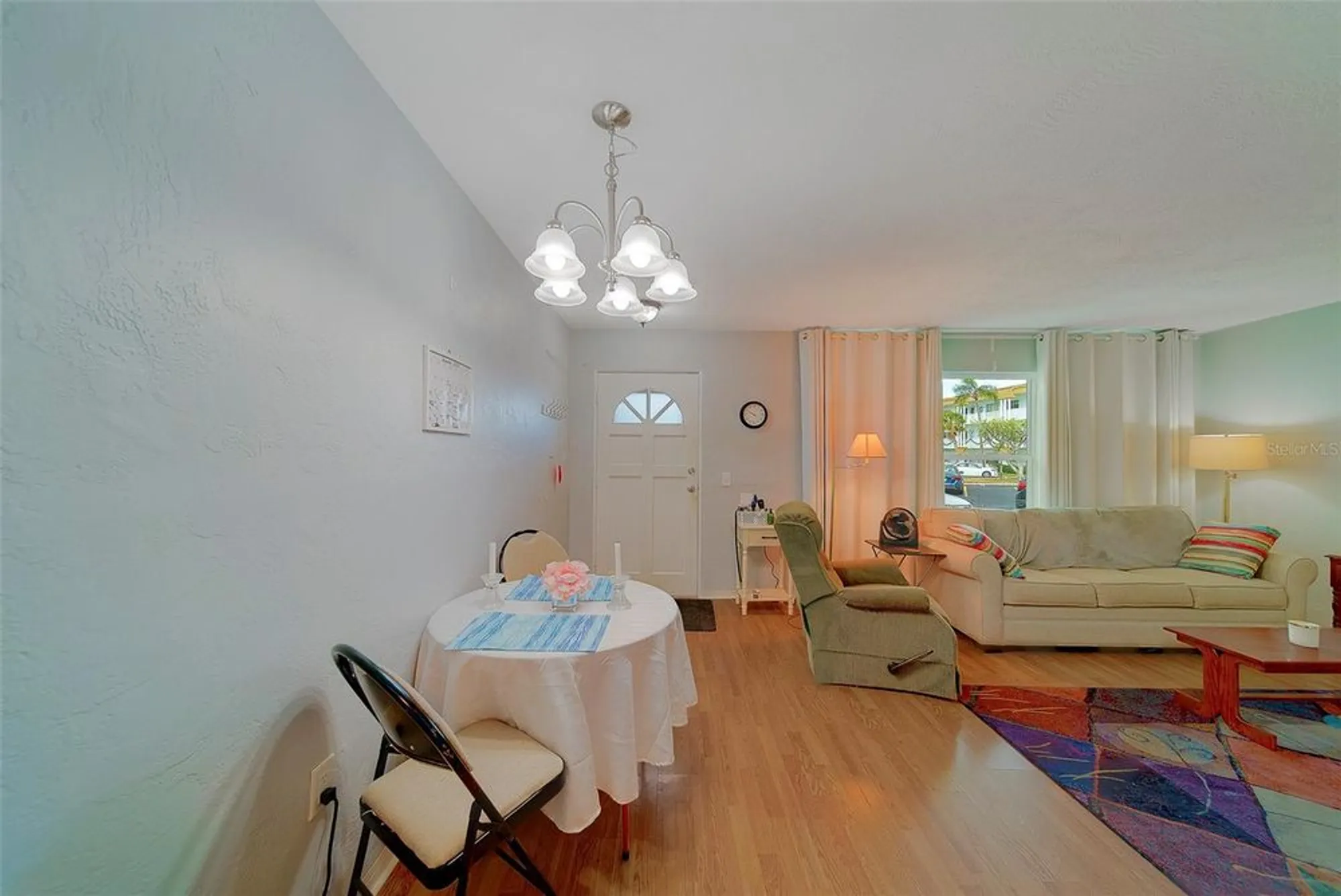 Property Slideshow image 11 of 55 | 2433 brazilia dr apt 5, Clearwater, FL, 33763