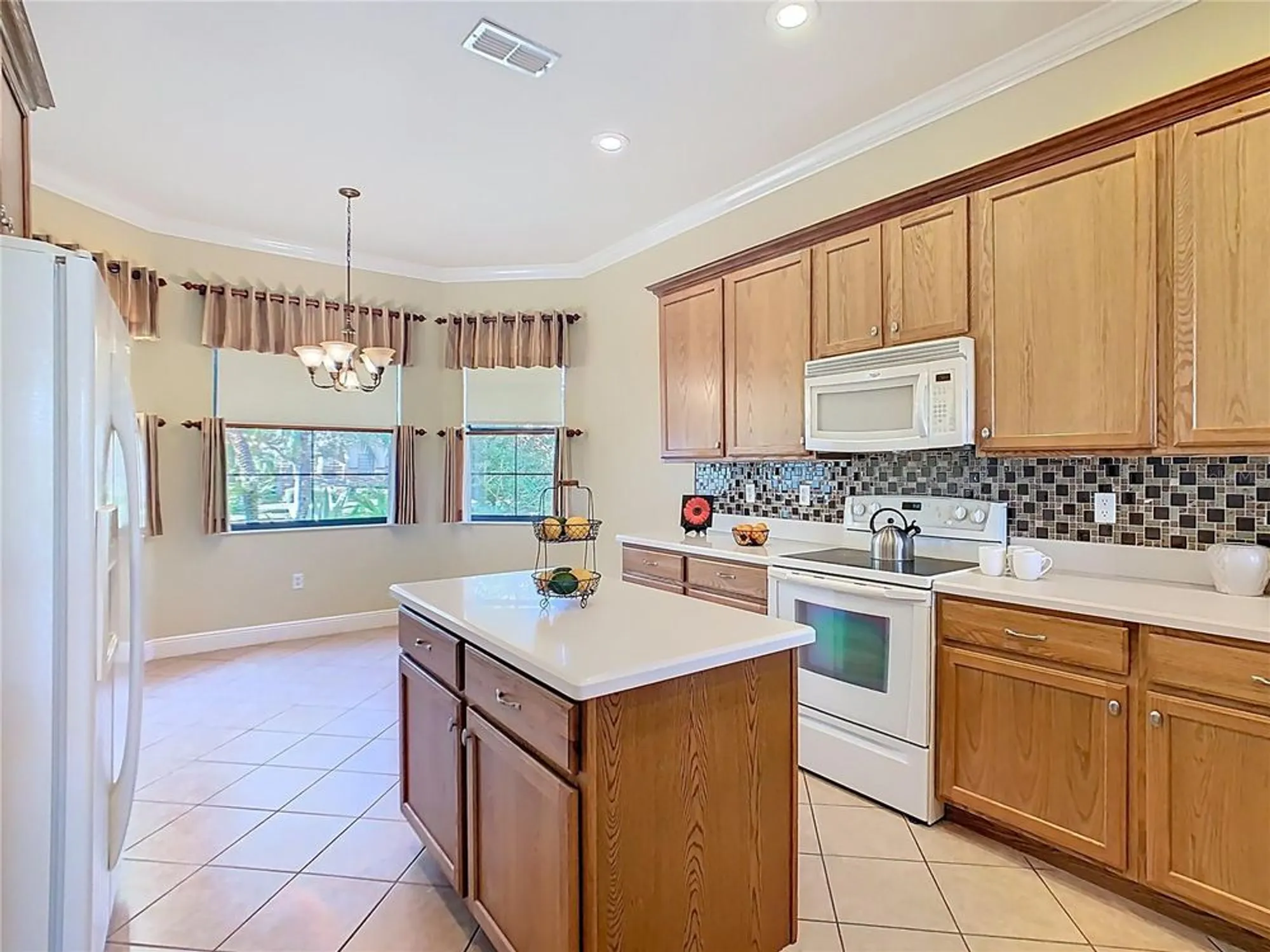 Property Slideshow image 15 of 90 | 130 indian wells ave, Kissimmee, FL, 34759