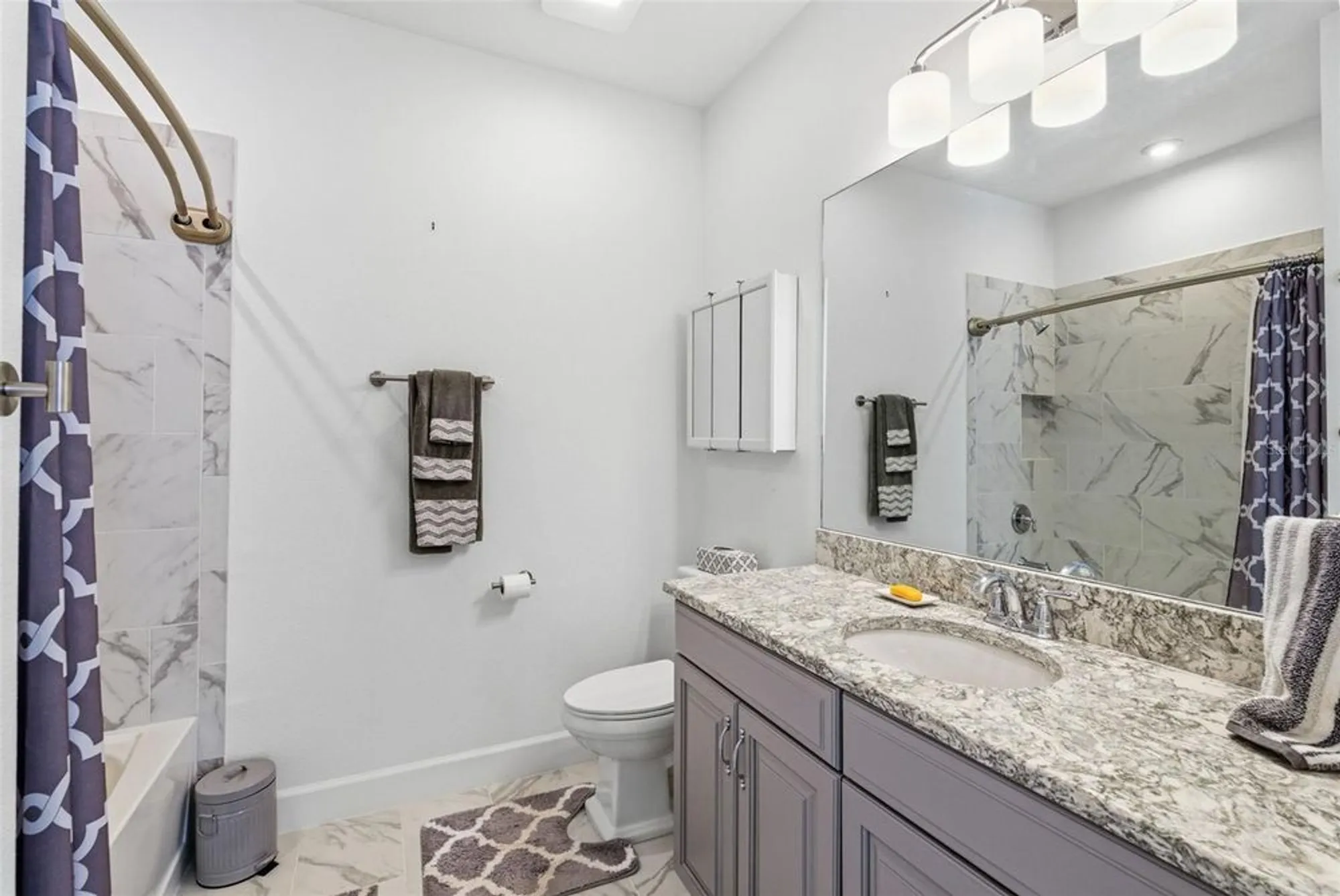 Property Slideshow image 24 of 44 | 10819 wicker park pl, Palmetto, FL, 34221