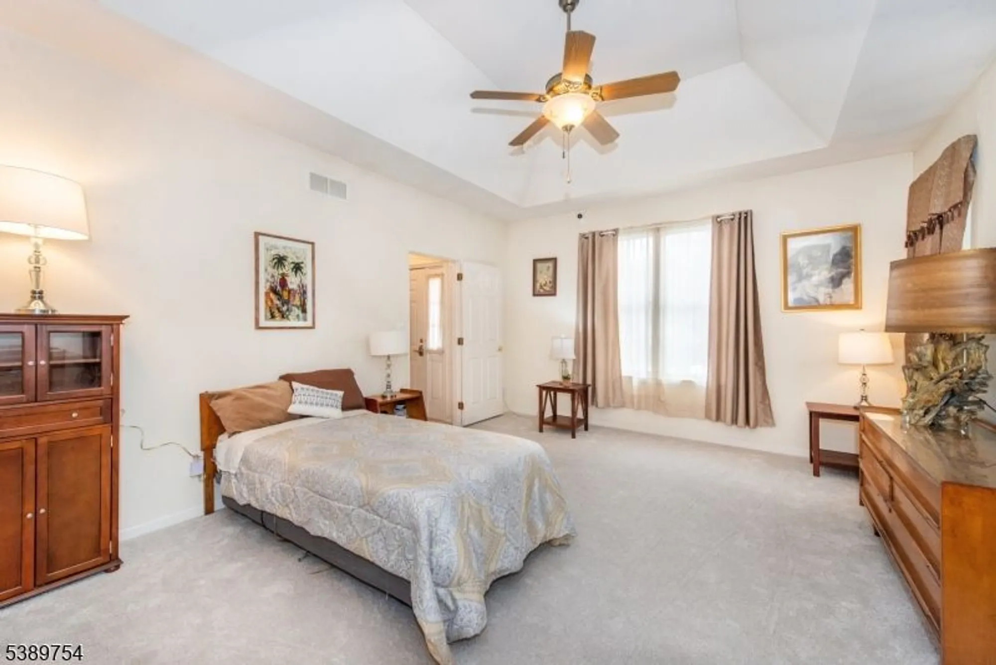 Property Slideshow image 12 of 24 | 25 indian plantation st, Flemington, NJ, 08822