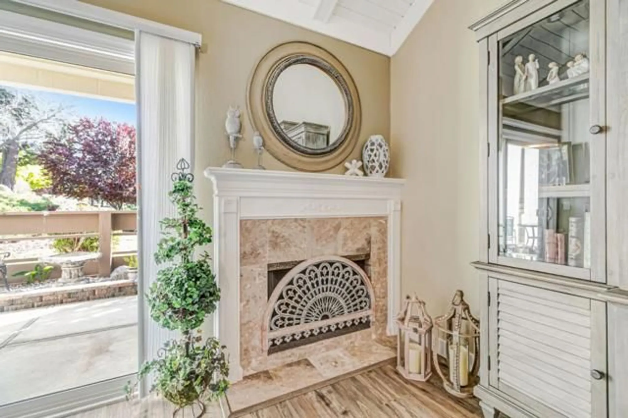 Property Slideshow image 10 of 35 | 6094 montgomery ct, San Jose, CA, 95135