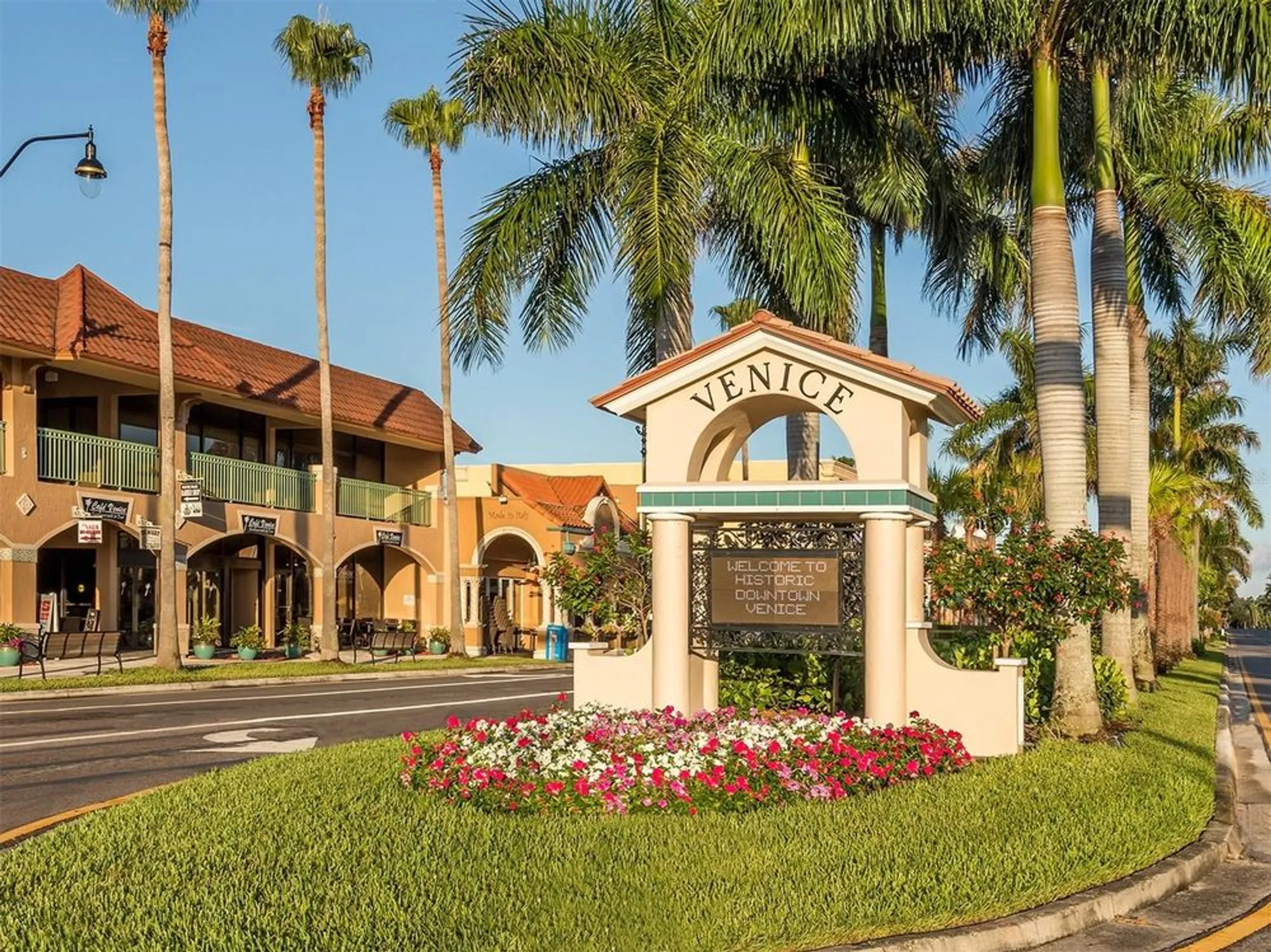 Property Slideshow image 40 of 68 | 437 cerromar ln unit 312, Venice, FL, 34293