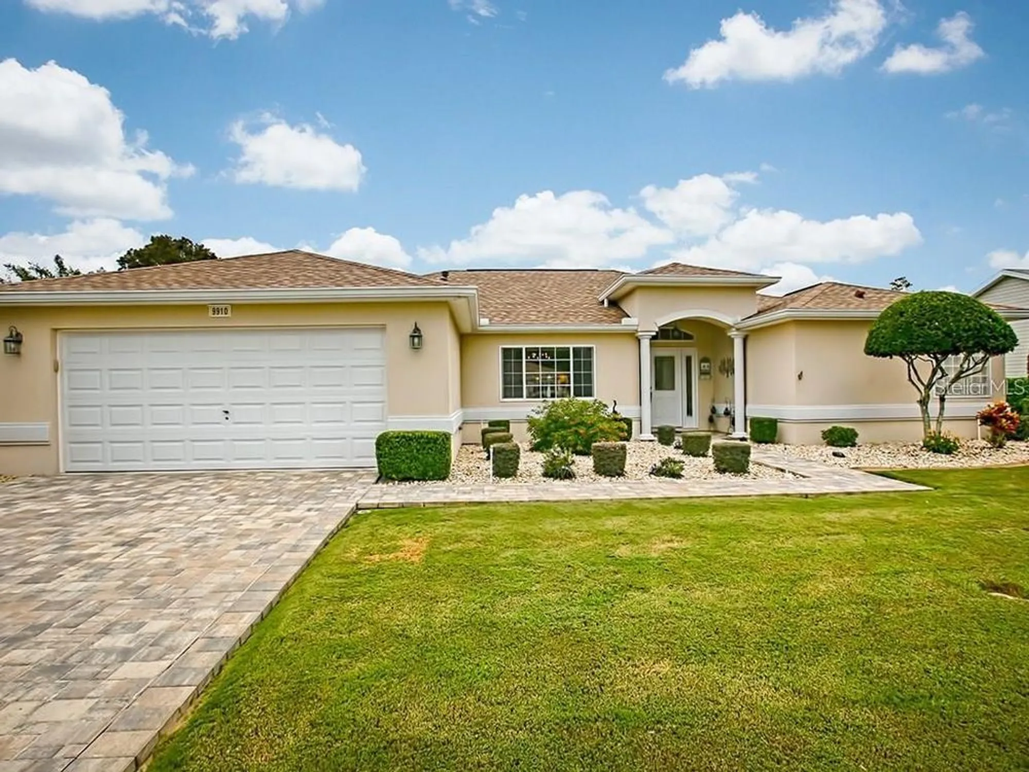 Property Slideshow image 1 of 69 | 9910 se 138th loop, Summerfield, FL, 34491