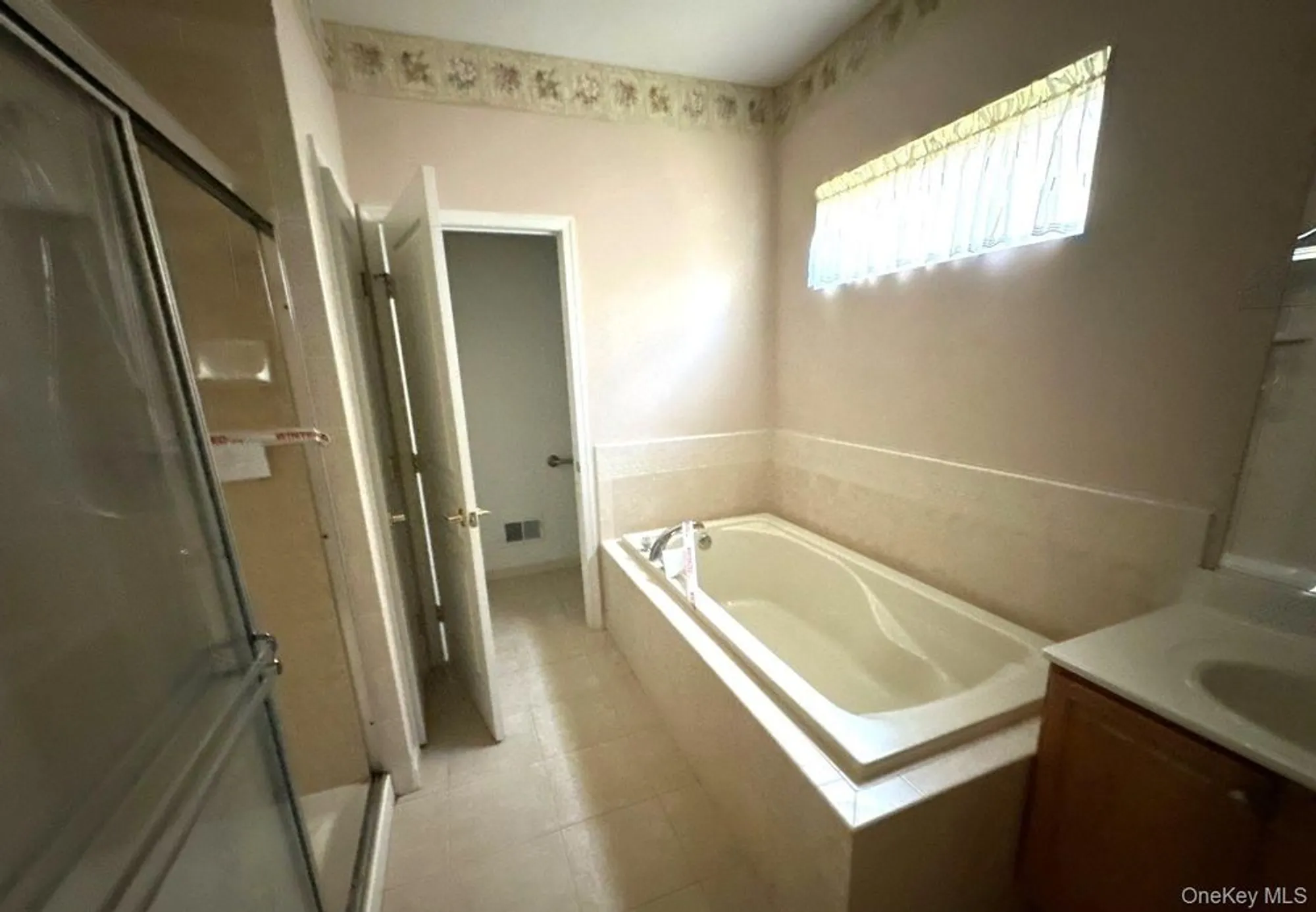 Property Slideshow image 9 of 16 | 68 louden loop, Mount Sinai, NY, 11766