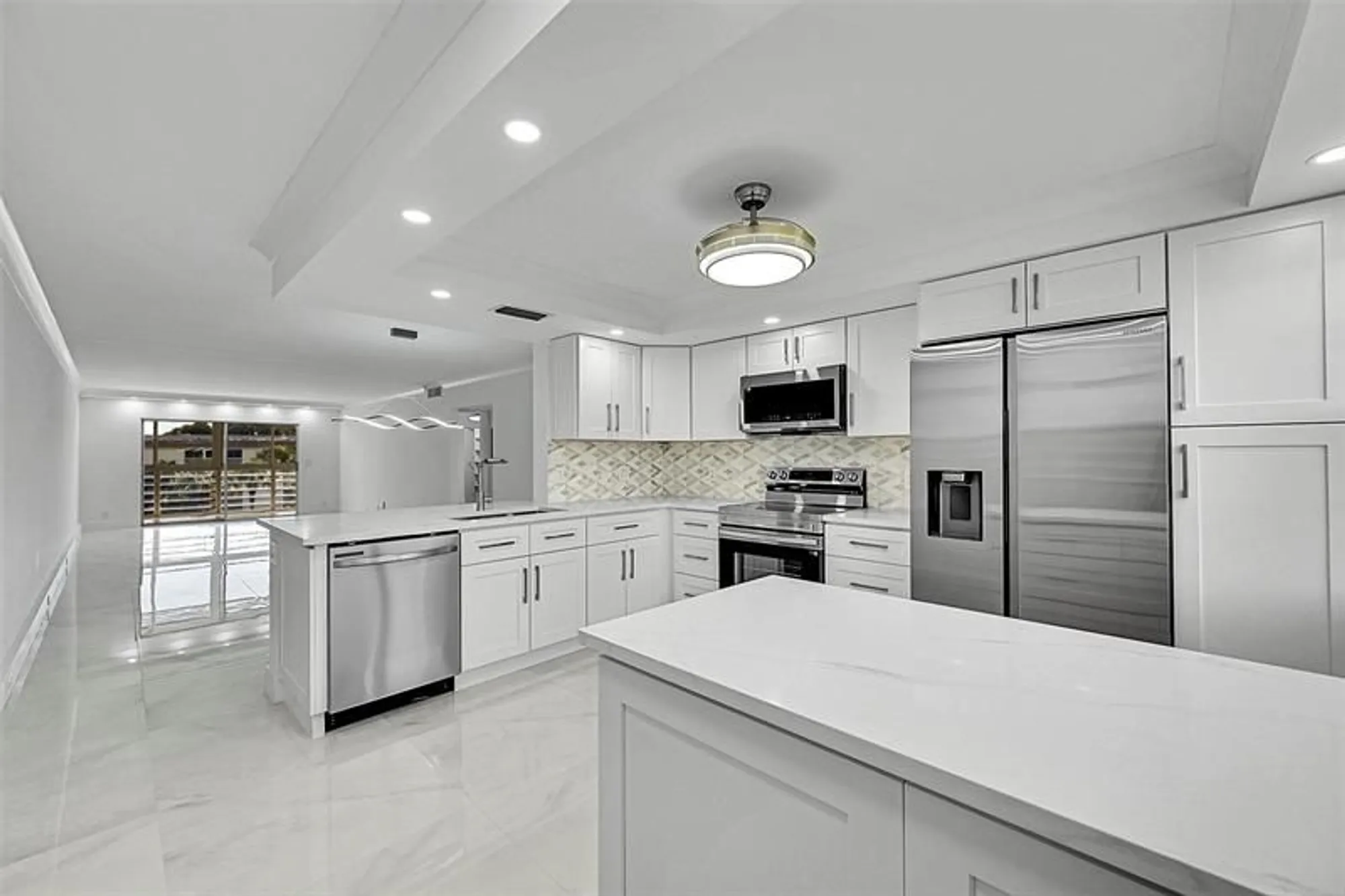Property Slideshow image 1 of 65 | 2901 victoria cir m4, Coconut Creek, FL, 33066