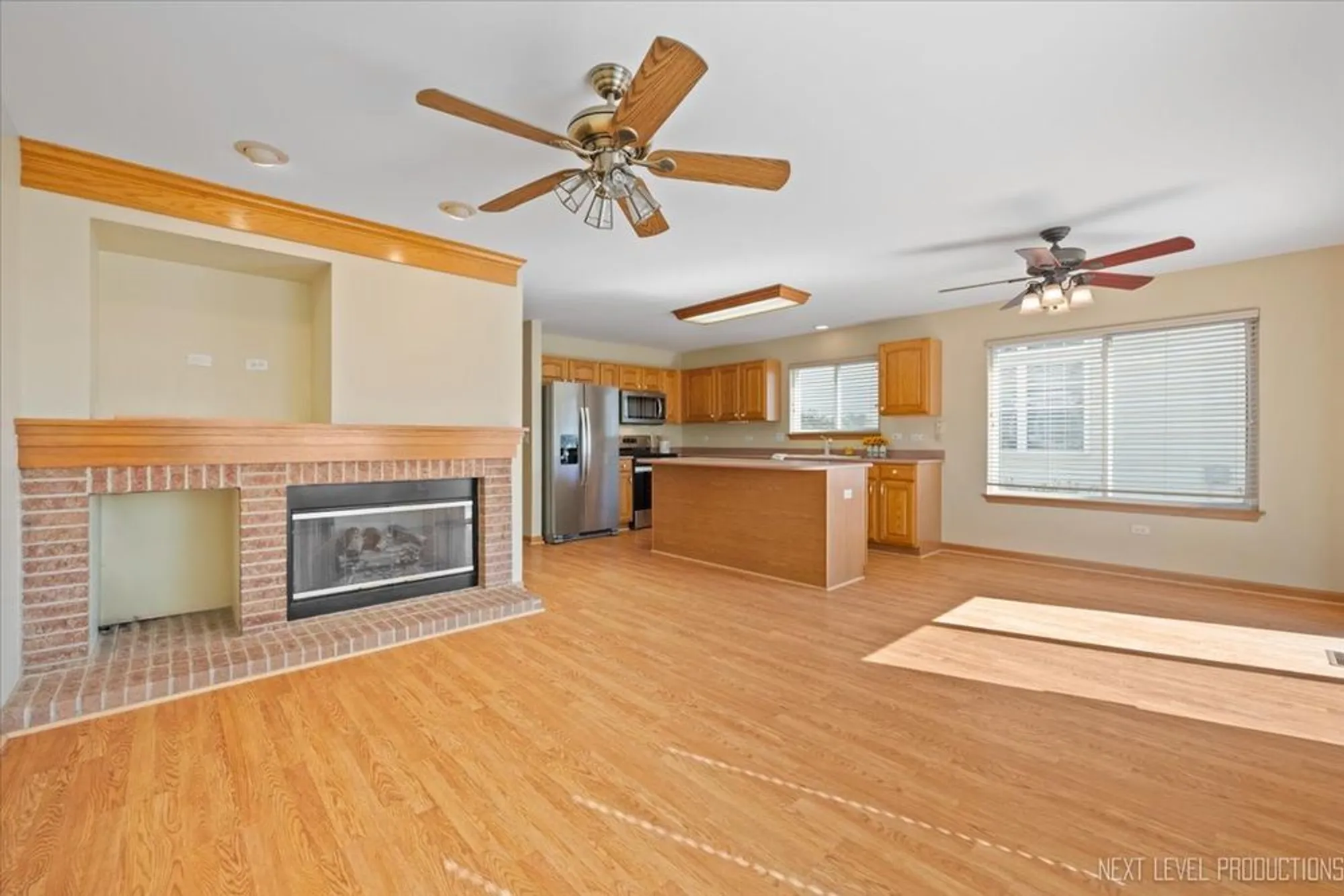 Property Slideshow image 12 of 26 | 14037 s tamarack dr, Plainfield, IL, 60544