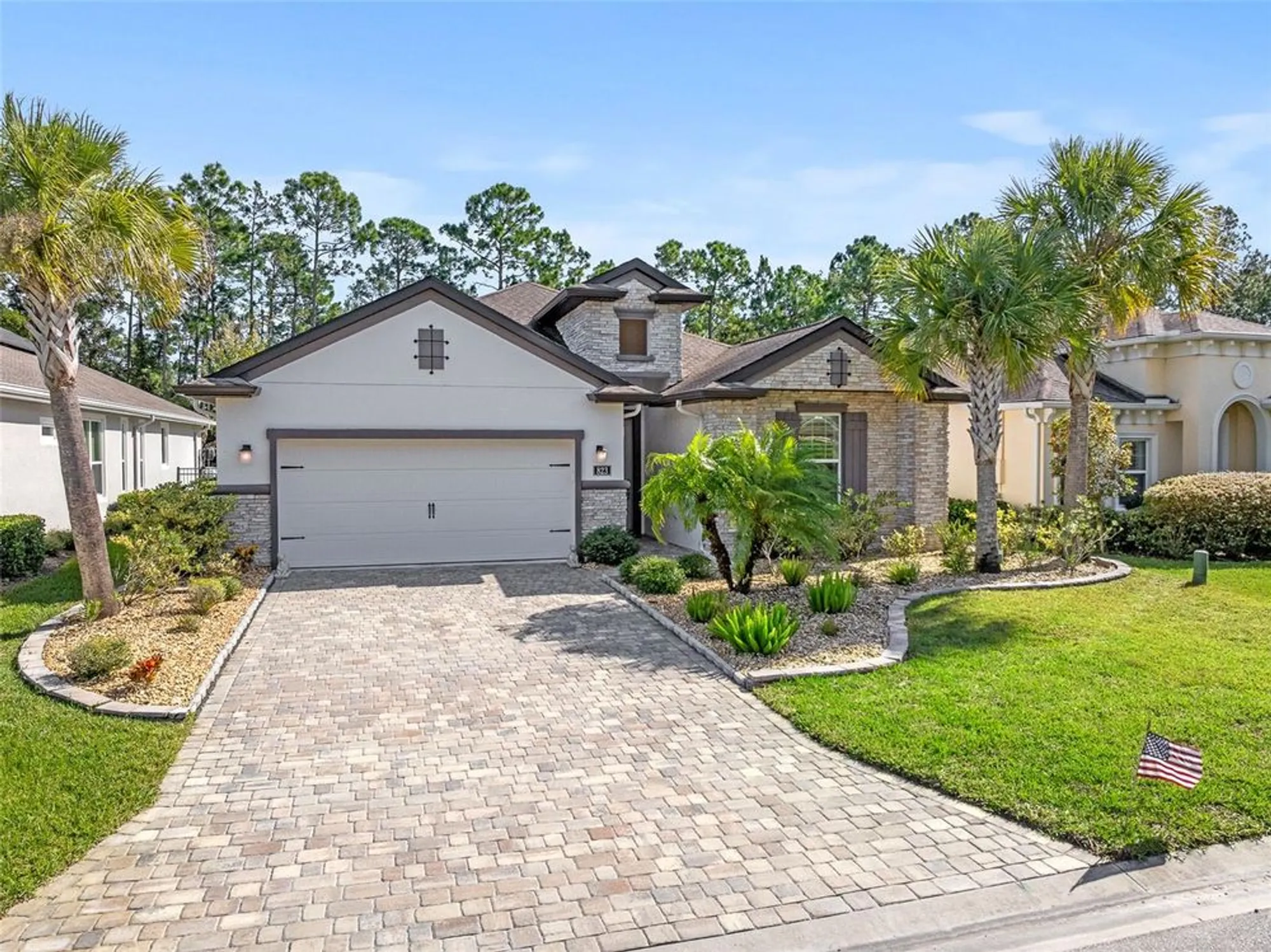 Property Slideshow image 5 of 65 | 823 creekwood dr, Ormond Beach, FL, 32174