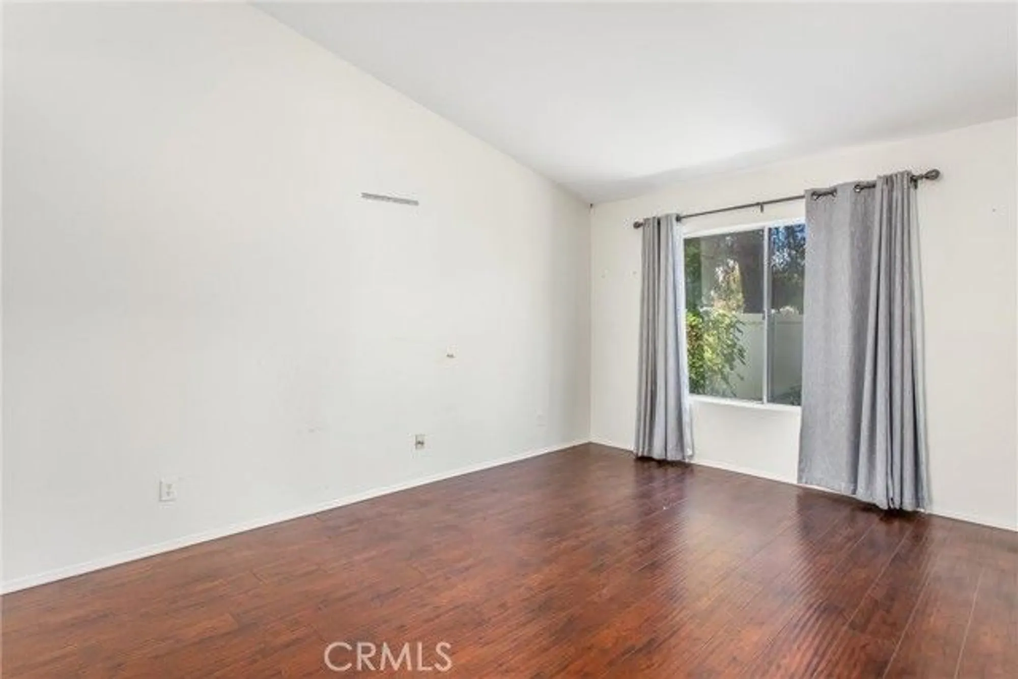 Property Slideshow image 21 of 31 | 905 laguna seca ct, Banning, CA, 92220