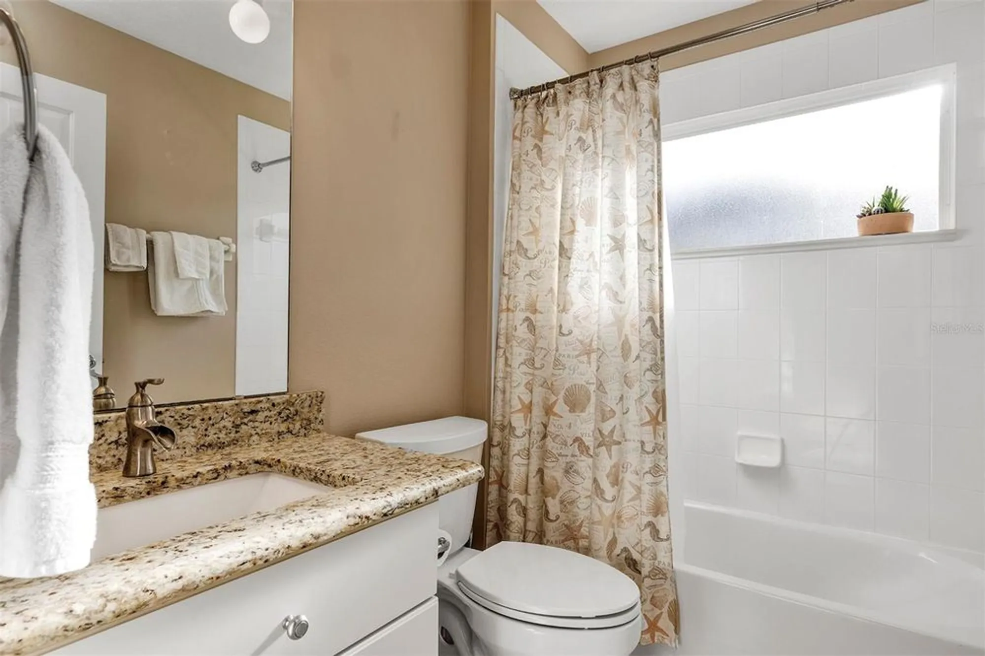 Property Slideshow image 32 of 73 | 5305 indian ocean loop, Tavares, FL, 32778