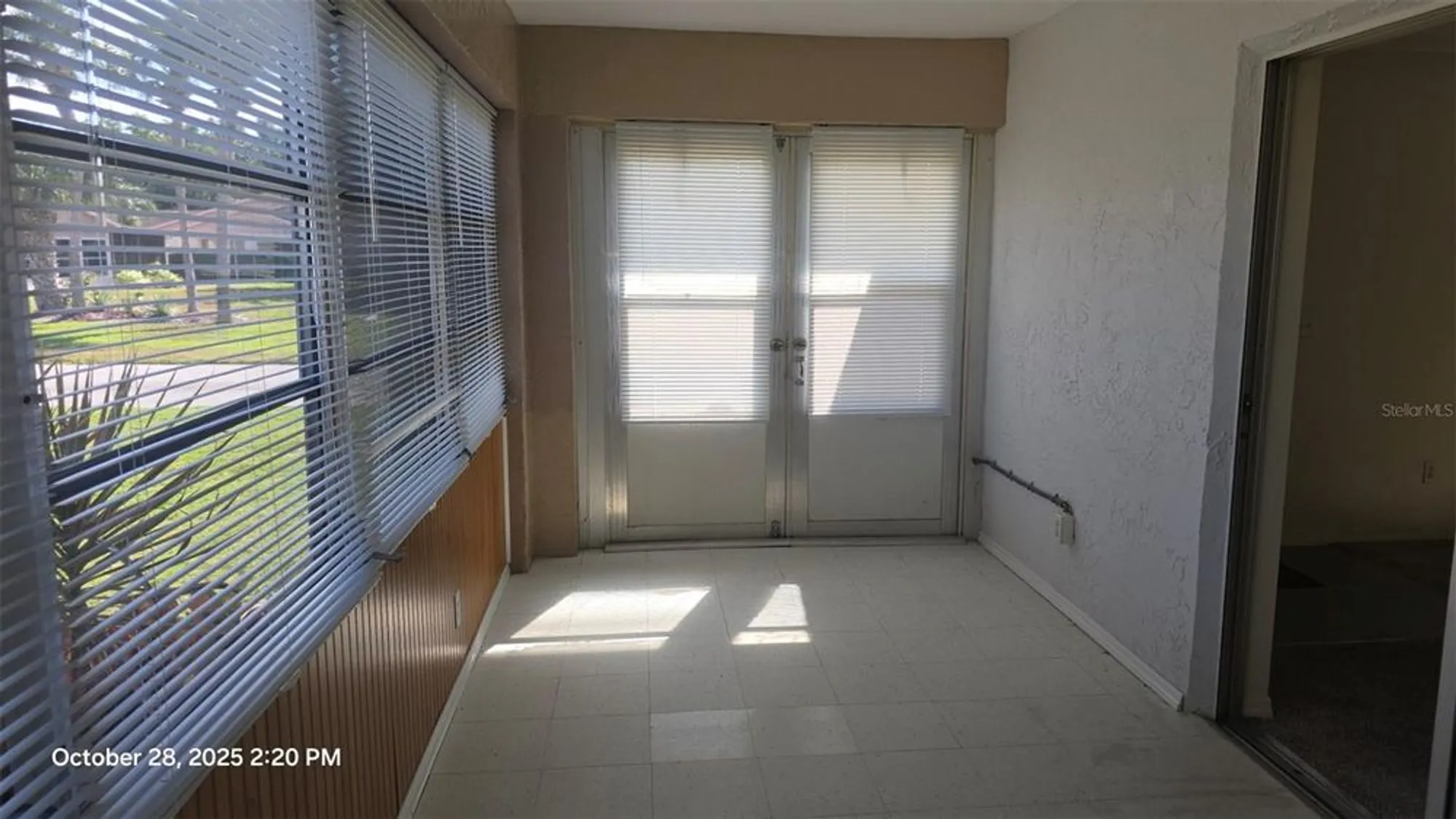 Property Slideshow image 17 of 23 | 1826 foxhunt dr b, Sun City Center, FL, 33573