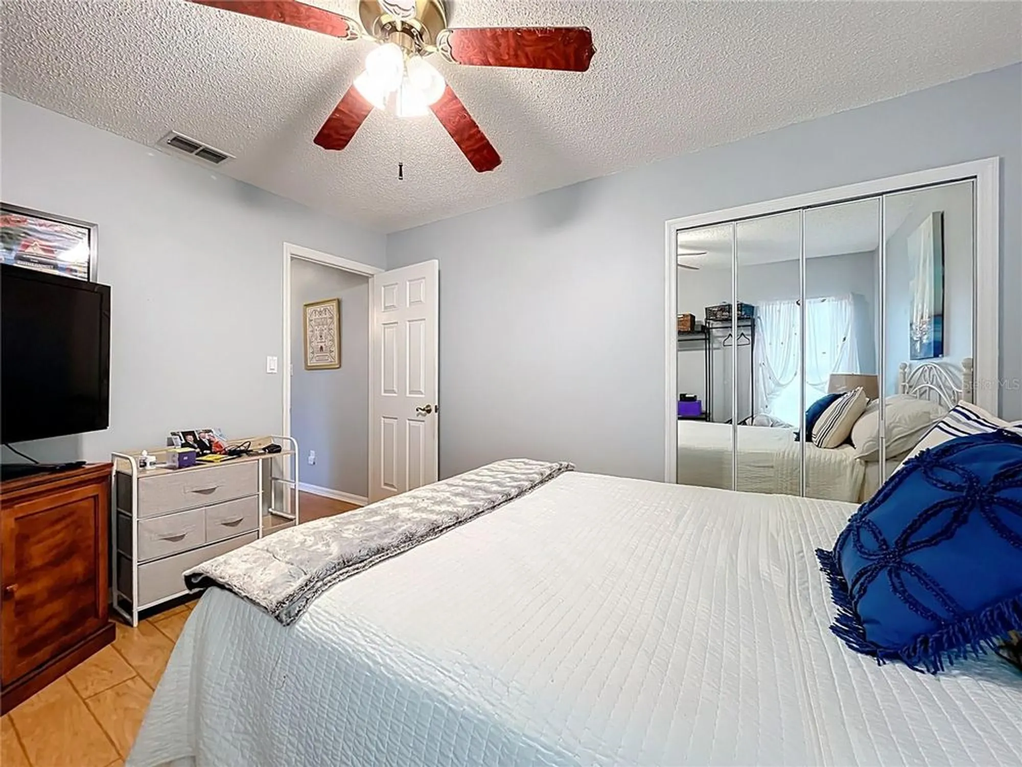 Property Slideshow image 31 of 52 | 26338 glen eagle dr, Leesburg, FL, 34748