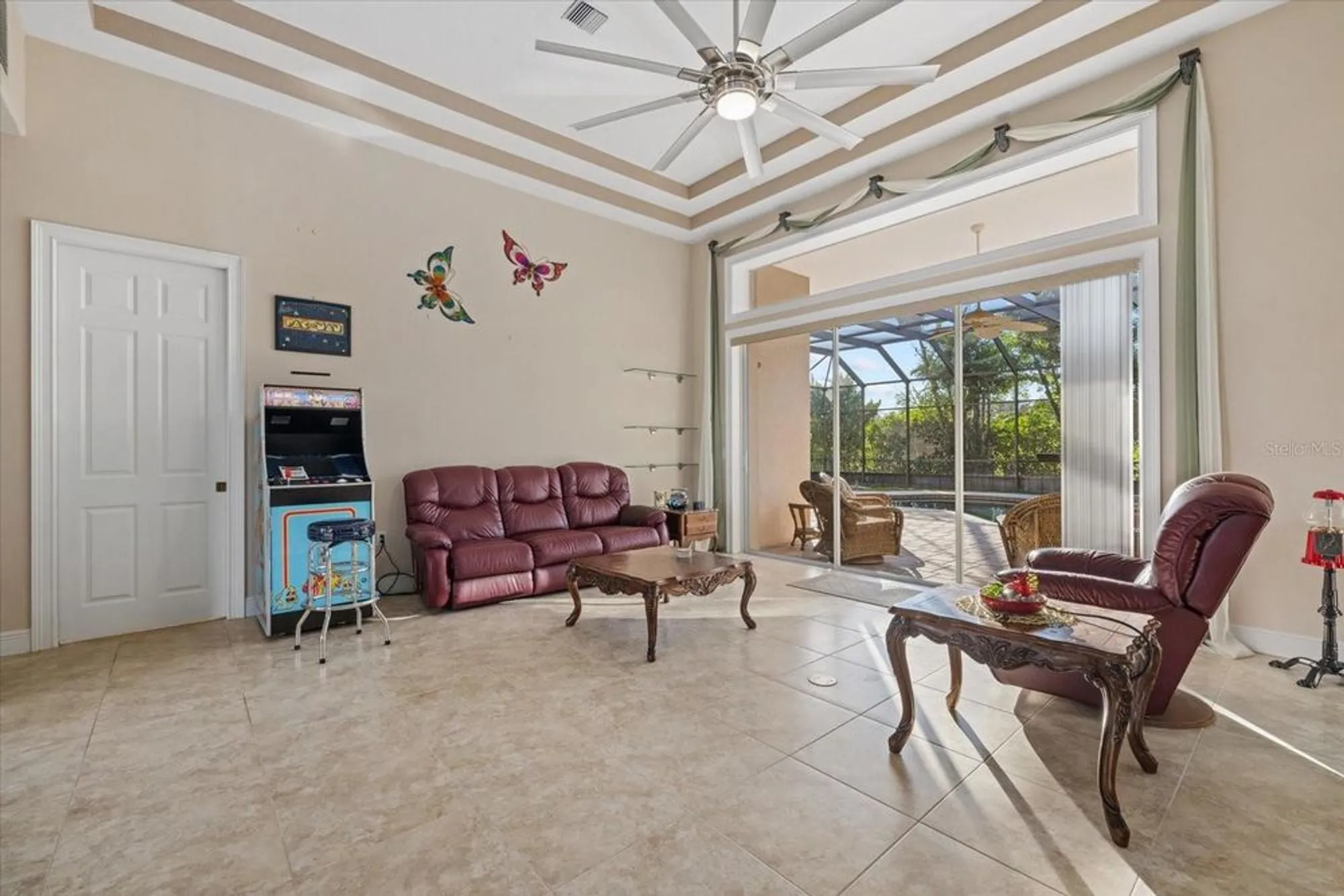 Property Slideshow image 14 of 65 | 457 sherbrooke ct, Venice, FL, 34293