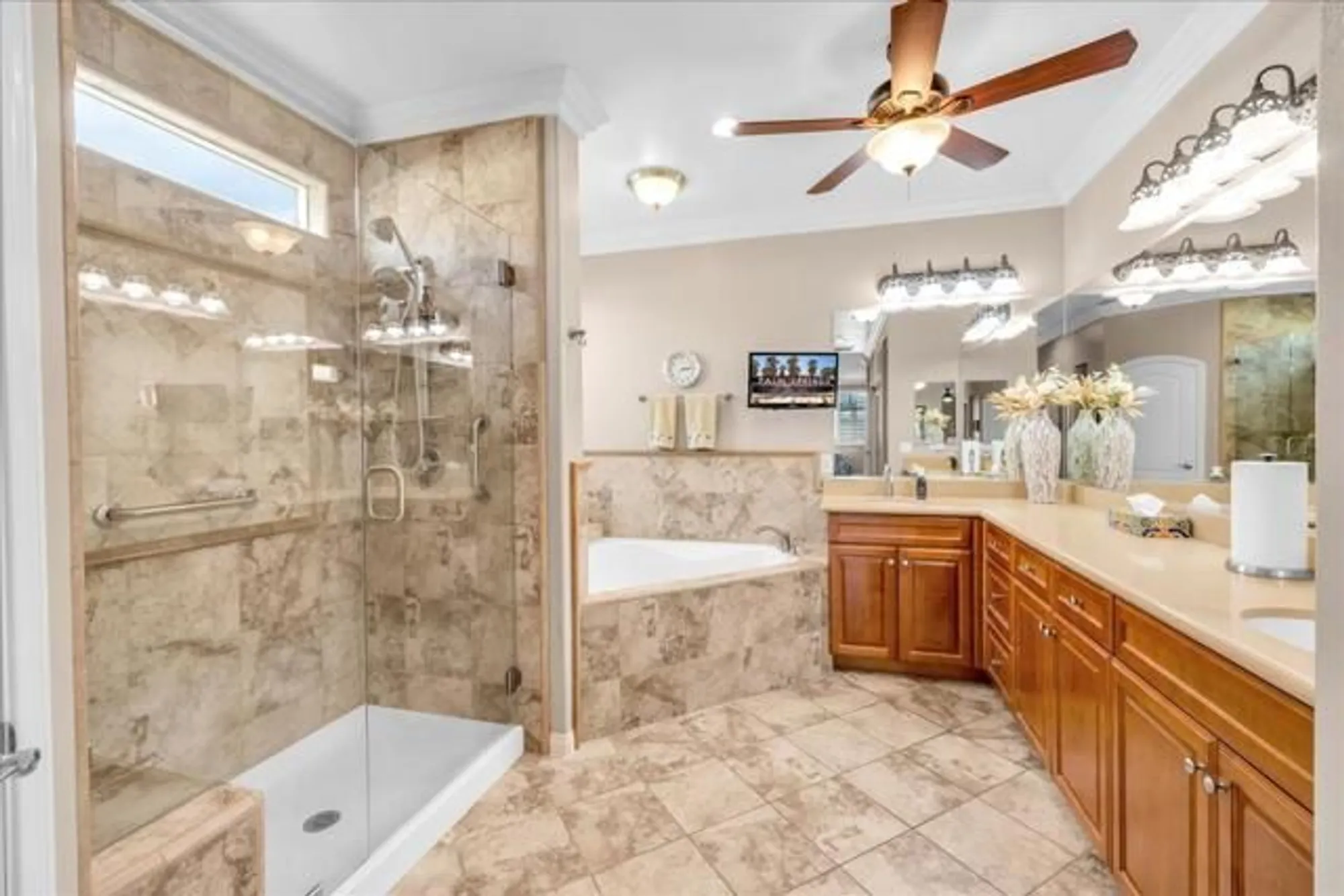 Property Slideshow image 18 of 58 | 3839 blue sky way, Palm Springs, CA, 92262