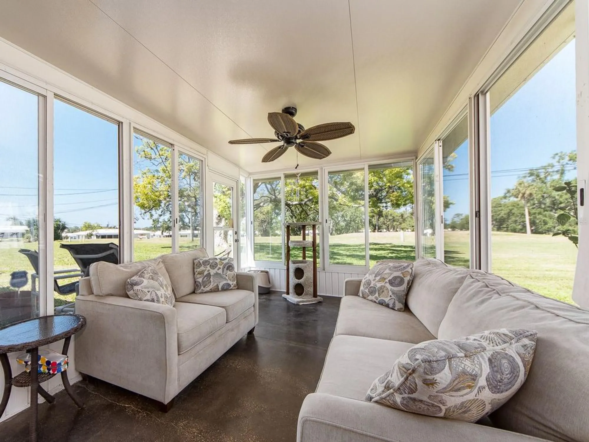 Property Slideshow image 15 of 28 | 9024 140th way, Seminole, FL, 33776