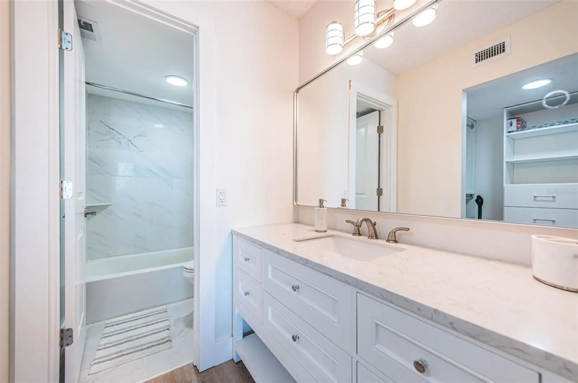 Property Slideshow image 27 of 50 | 6177 sun blvd apt 307, Saint Petersburg, FL, 33715
