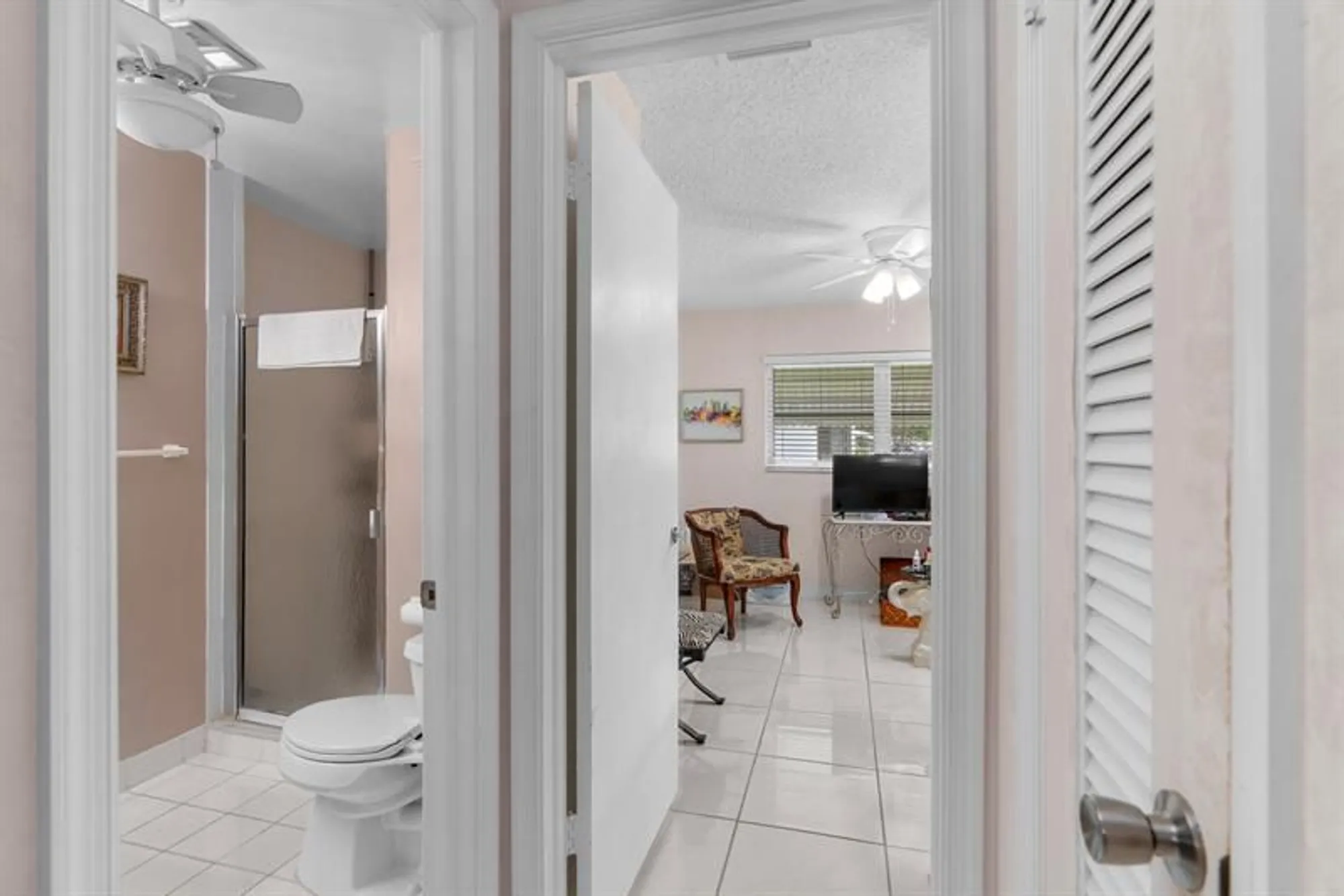 Property Slideshow image 13 of 50 | 8611 nw 11th st # b-161, Plantation, FL, 33322
