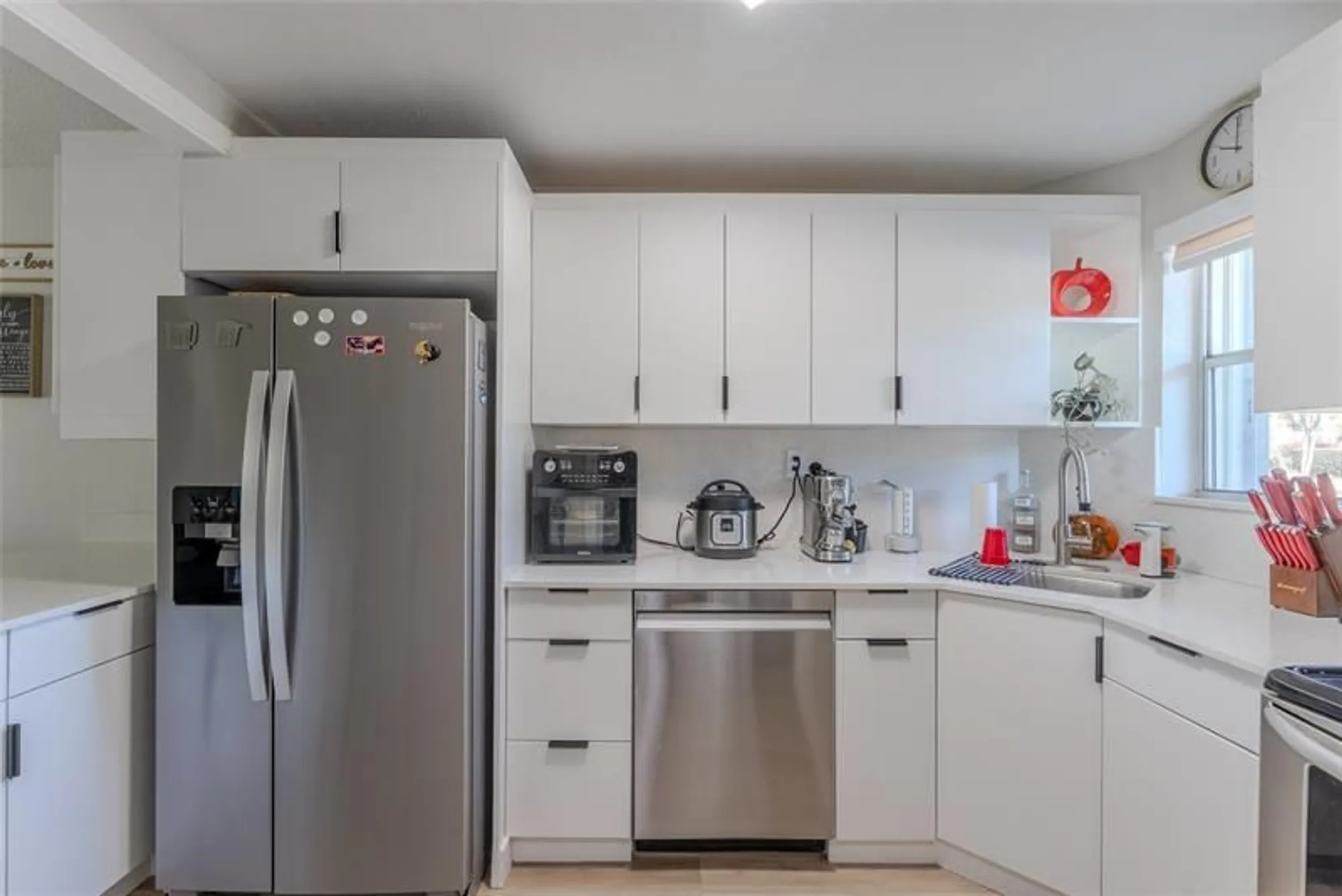 Property Slideshow image 5 of 34 | 8900 washington blvd 115, Pembroke Pines, FL, 33025