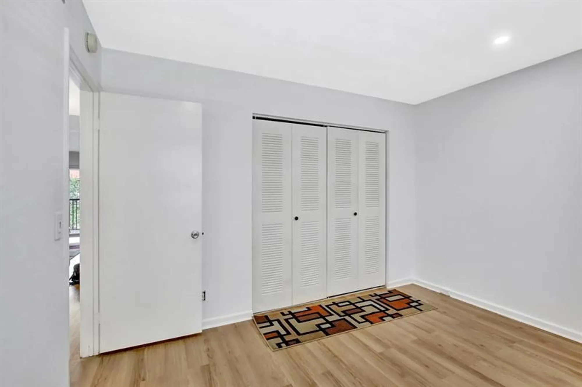 Property Slideshow image 23 of 35 | 1200 sw 124th ter 404 o, Pembroke Pines, FL, 33027