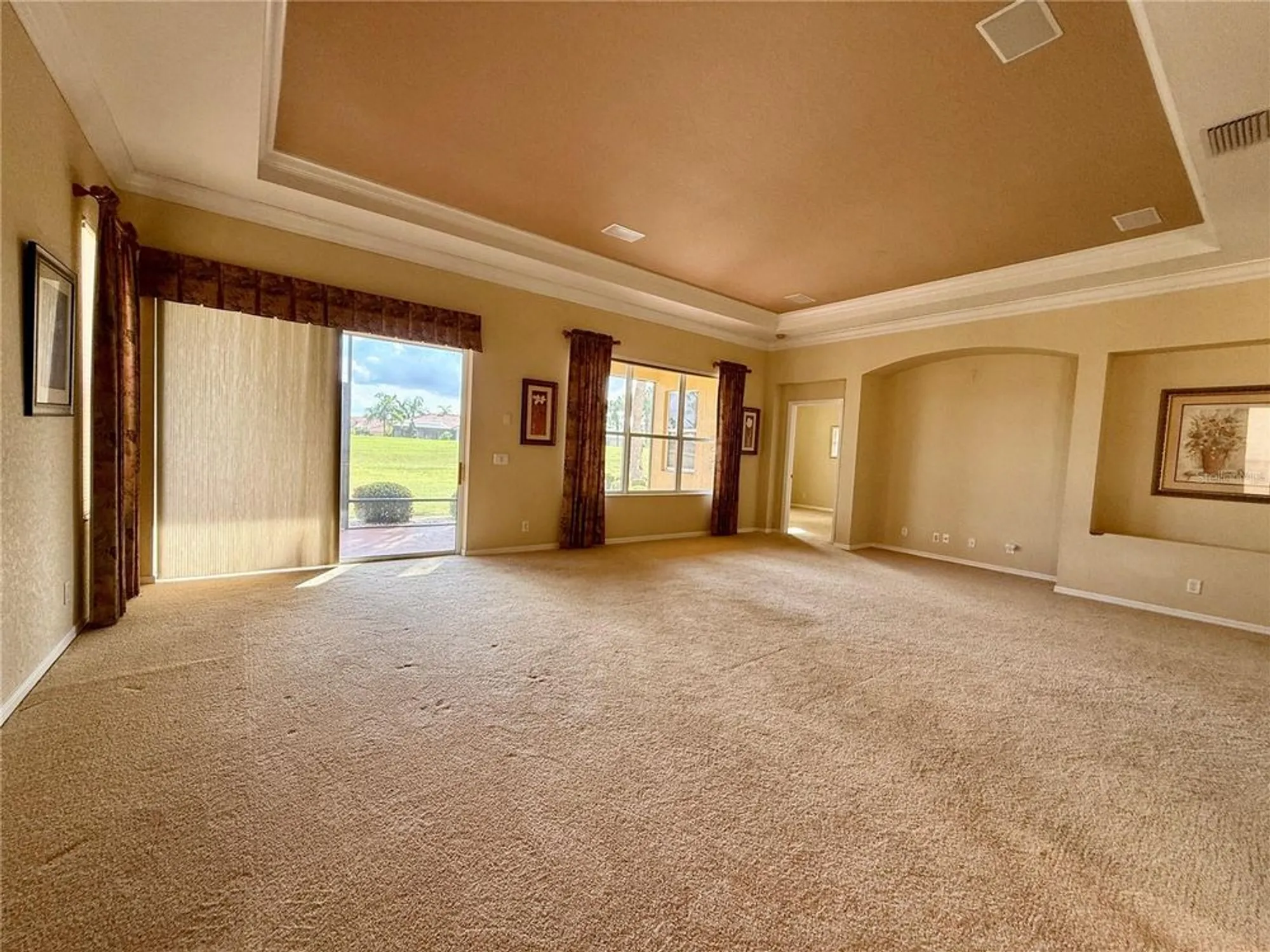 Property Slideshow image 8 of 31 | 446 noble faire dr, Sun City Center, FL, 33573
