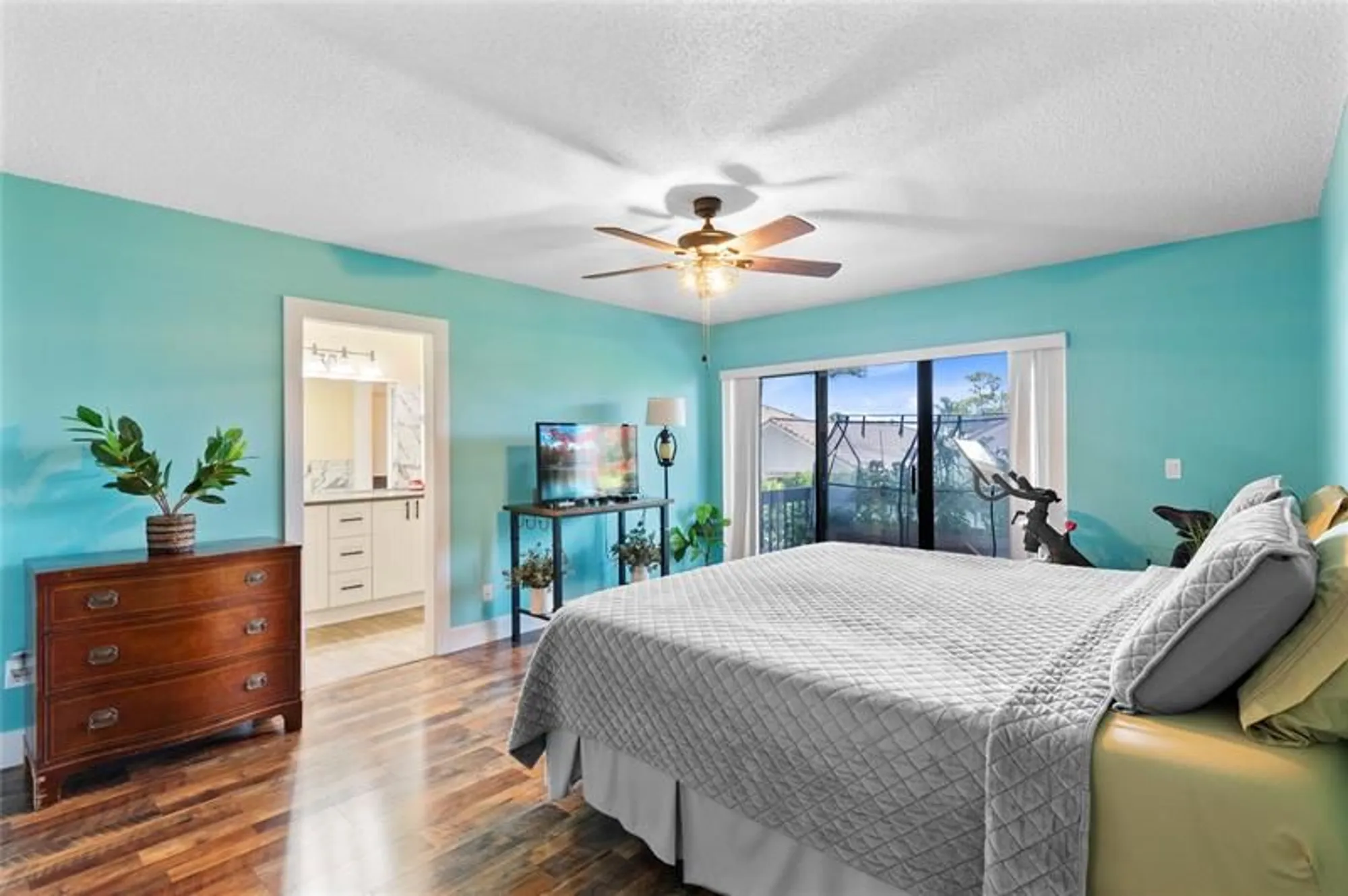 Property Slideshow image 13 of 29 | 21691 cypress rd apt 16c, Boca Raton, FL, 33433