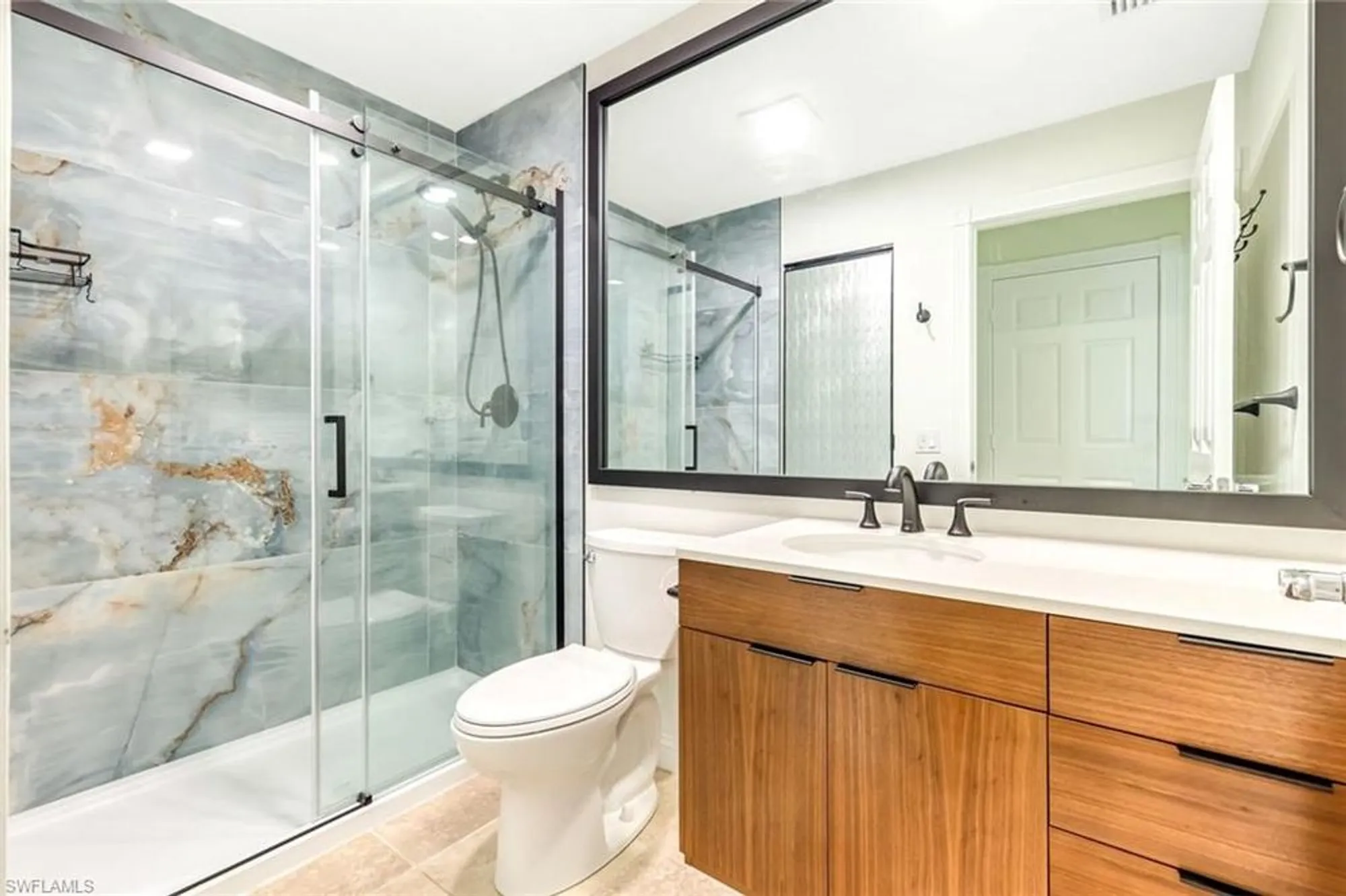 Property Slideshow image 23 of 43 | 28839 vermillion ln, Bonita Springs, FL, 34135