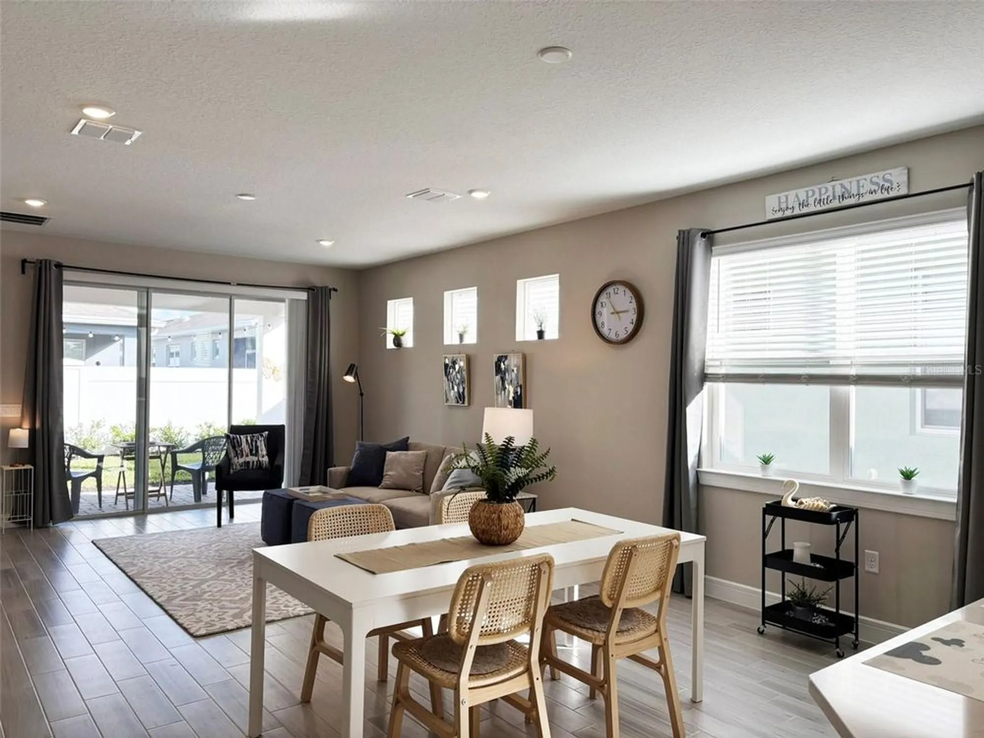 Property Slideshow image 13 of 40 | 13545 pearl beach st, Winter Garden, FL, 34787