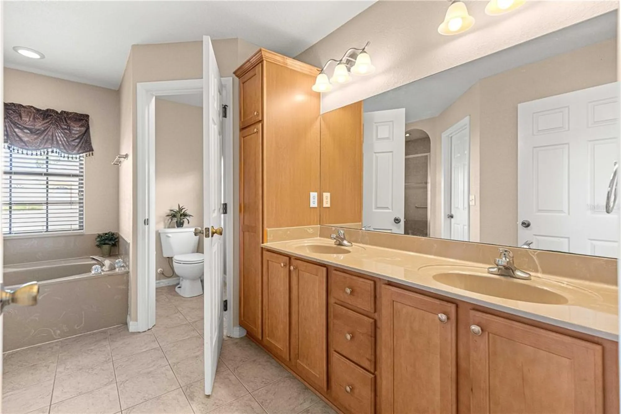 Property Slideshow image 23 of 39 | 12054 se 174th pl, Summerfield, FL, 34491