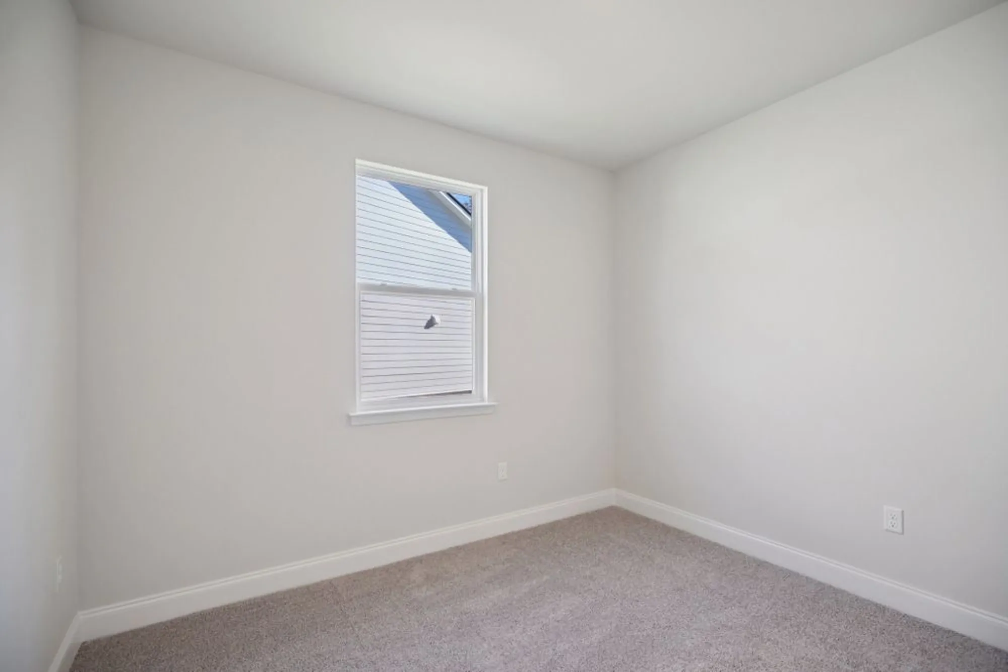 Property Slideshow image 31 of 54 | 328 stonehaus cir, Antioch, TN, 37013