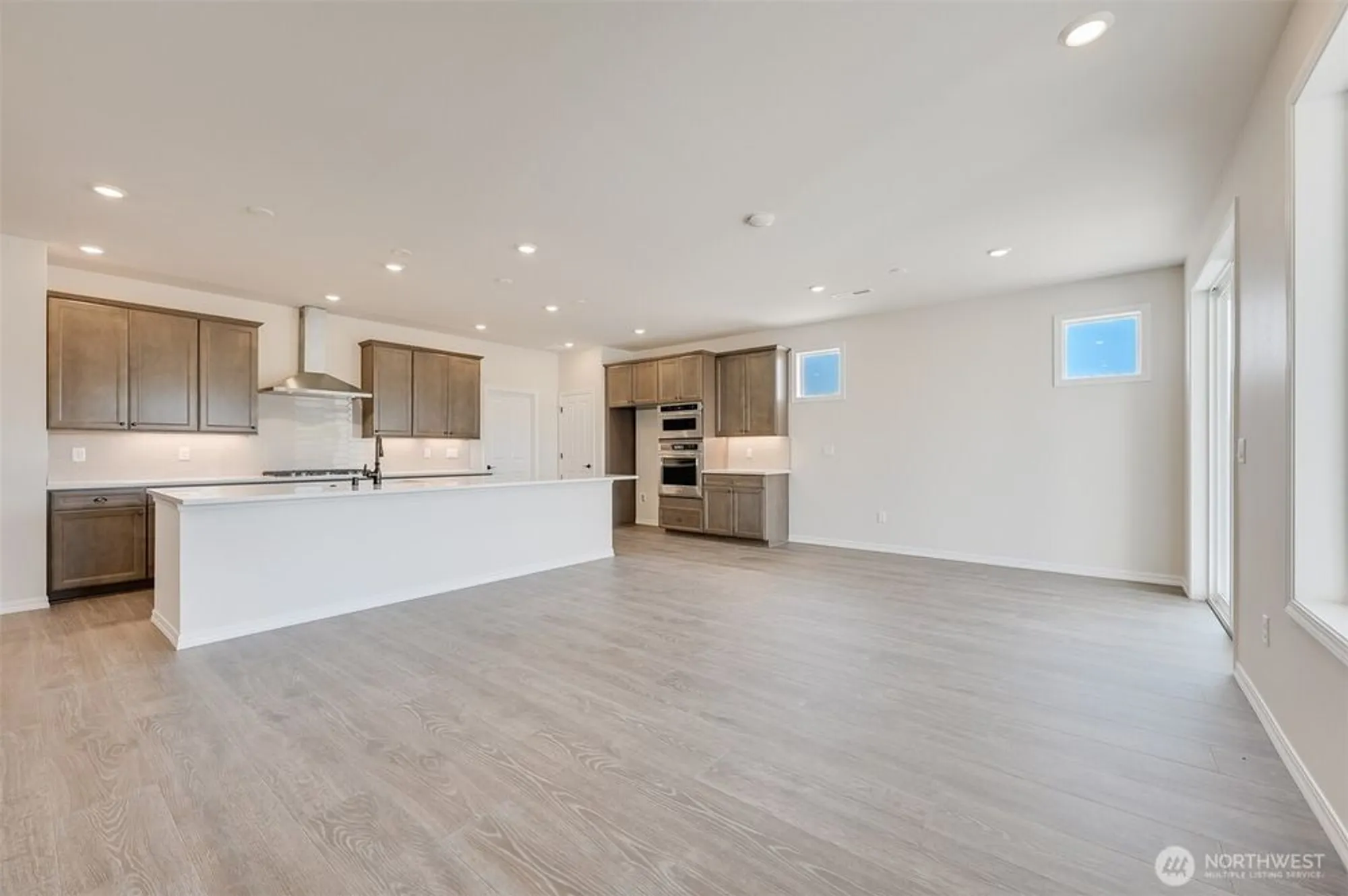 Property Slideshow image 23 of 36 | 14824 206th ave e unit e, Bonney Lake, WA, 98391