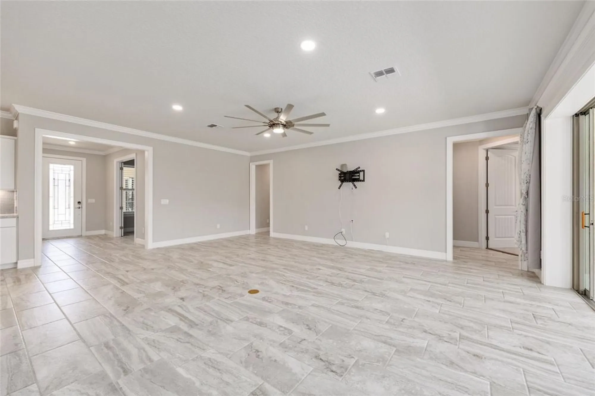 Property Slideshow image 4 of 62 | 9777 sw 63rd loop, Ocala, FL, 34481