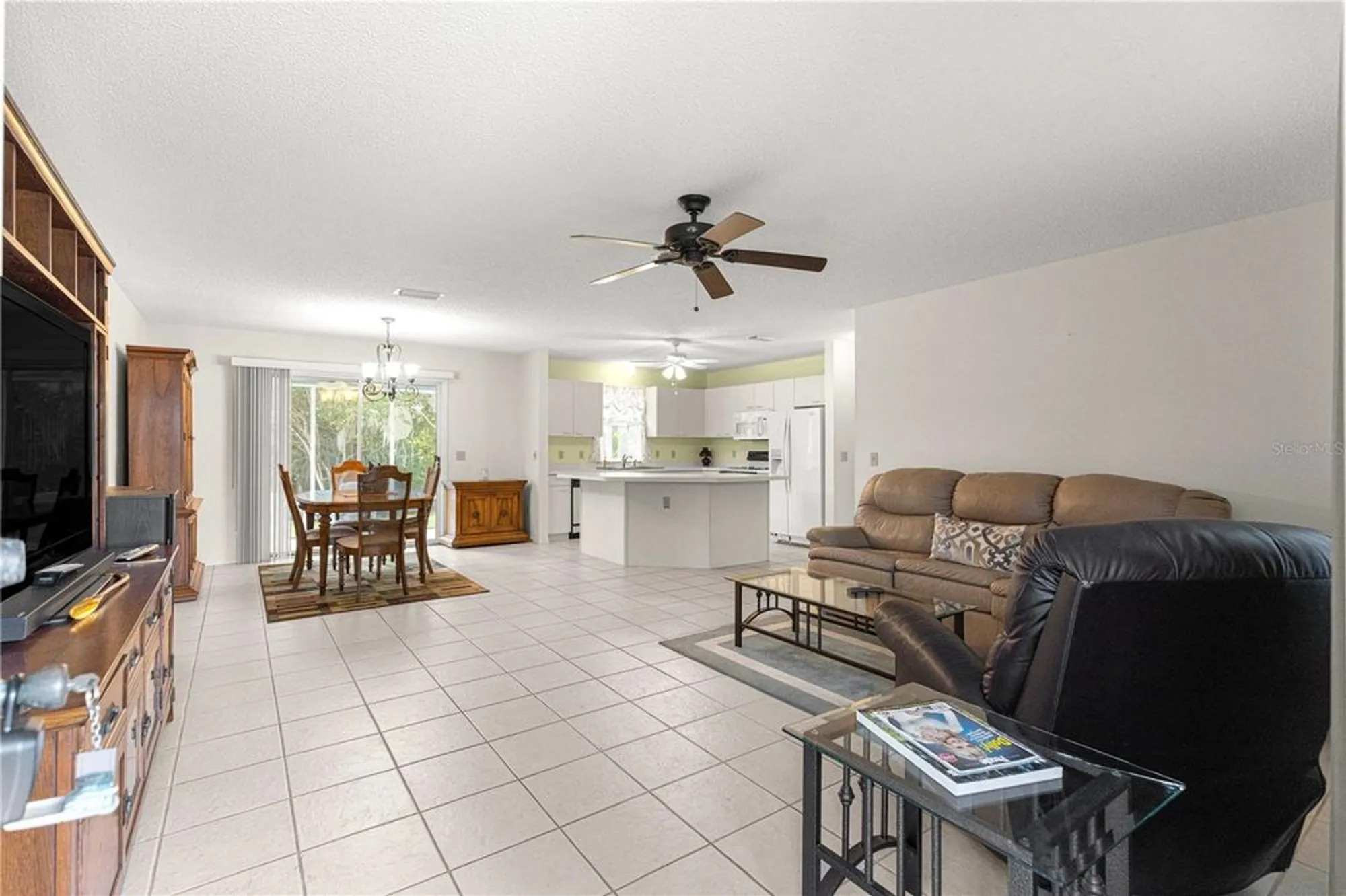 Property Slideshow image 8 of 44 | 334 juarez way, The Villages, FL, 32159
