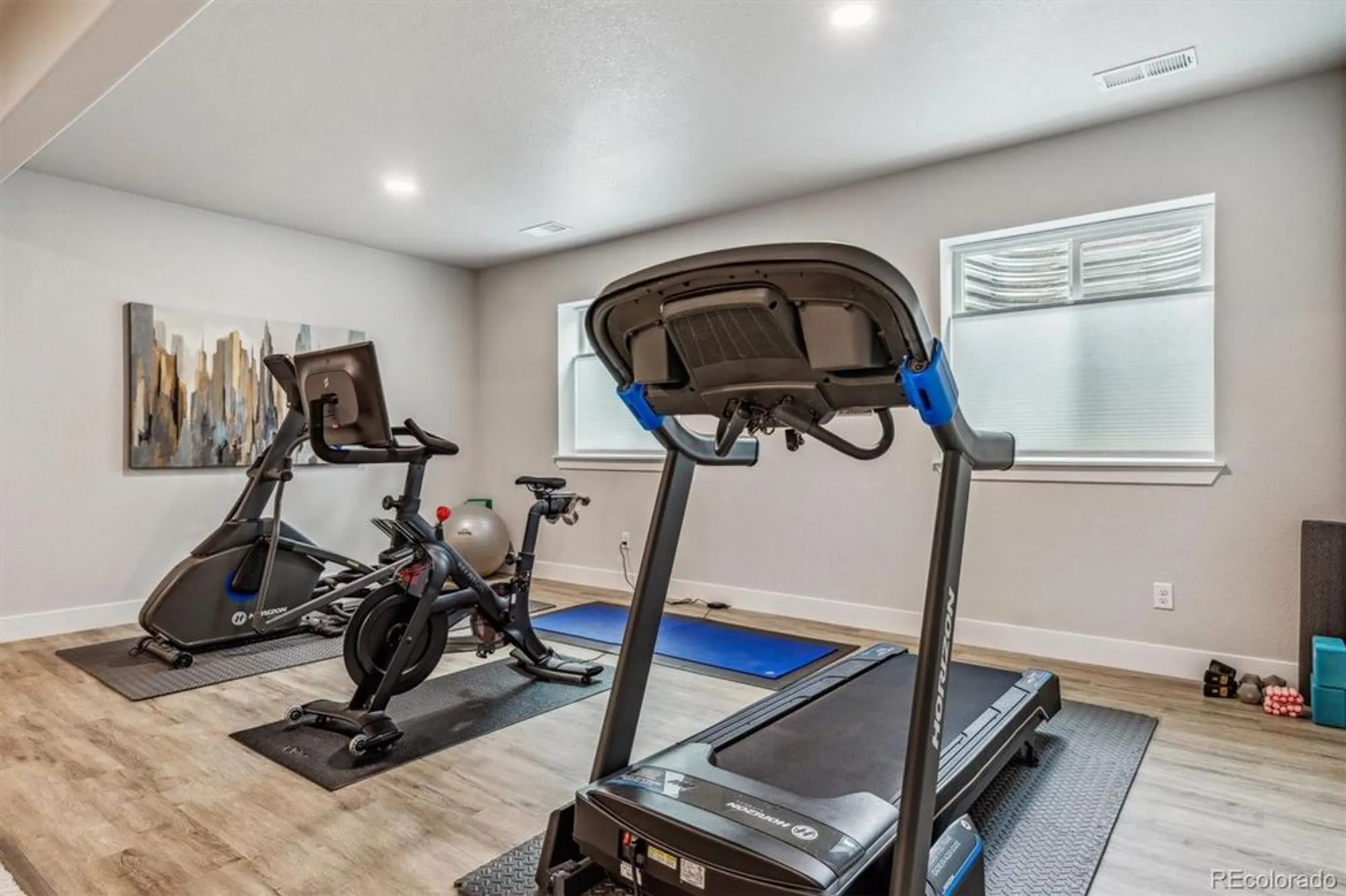 Property Slideshow image 22 of 37 | 8890 s quatar ct, Aurora, CO, 80016