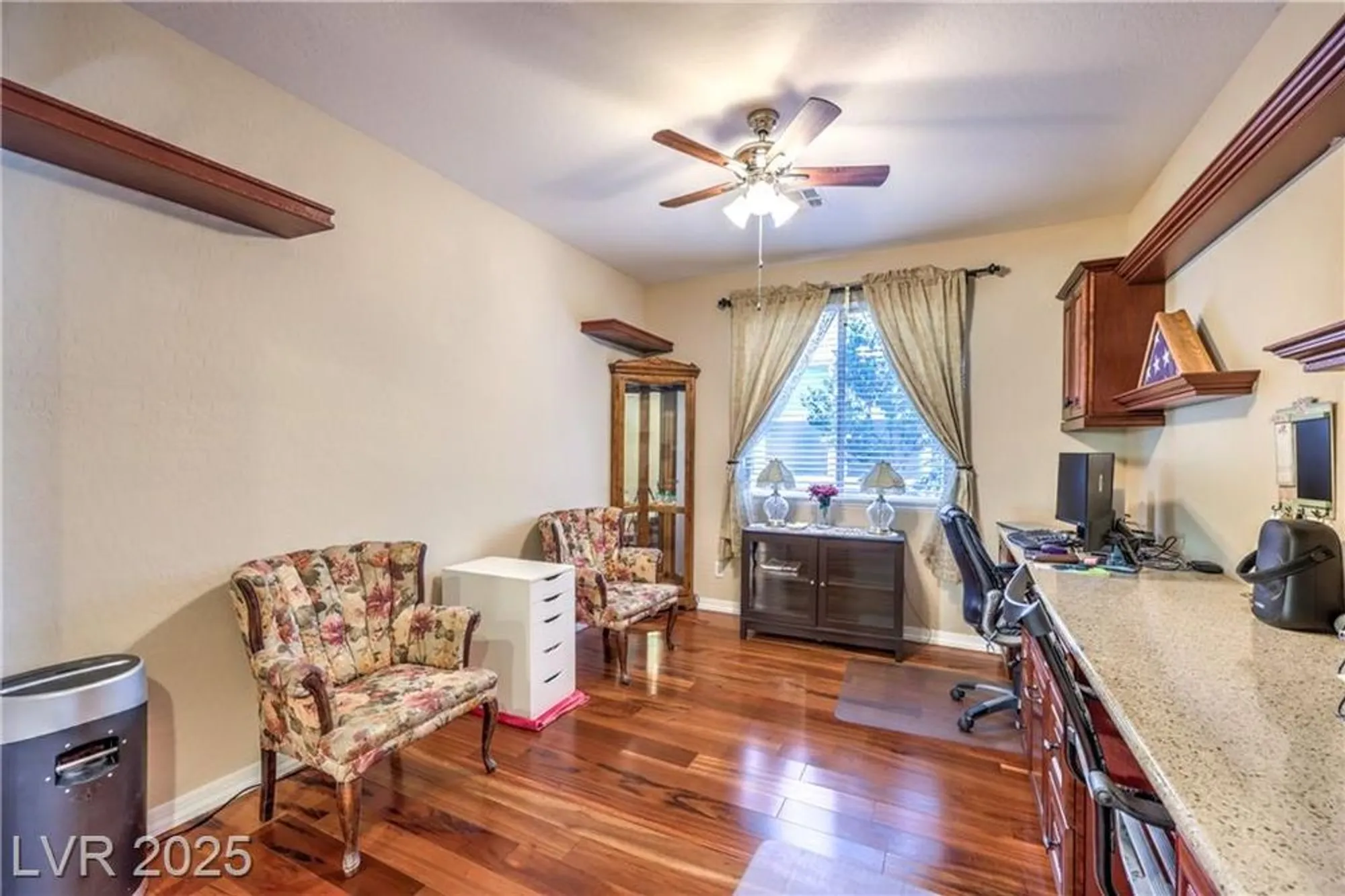 Property Slideshow image 14 of 44 | 3740 corte bella hills ave, North Las Vegas, NV, 89081