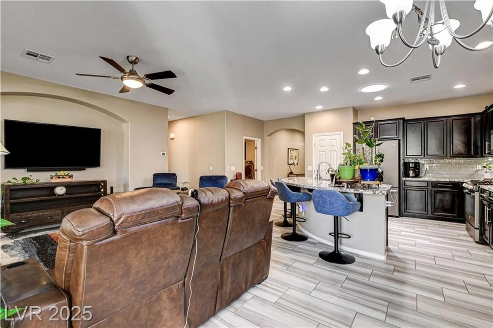 Property Slideshow image 23 of 63 | 3712 corte bella hills ave, North Las Vegas, NV, 89081