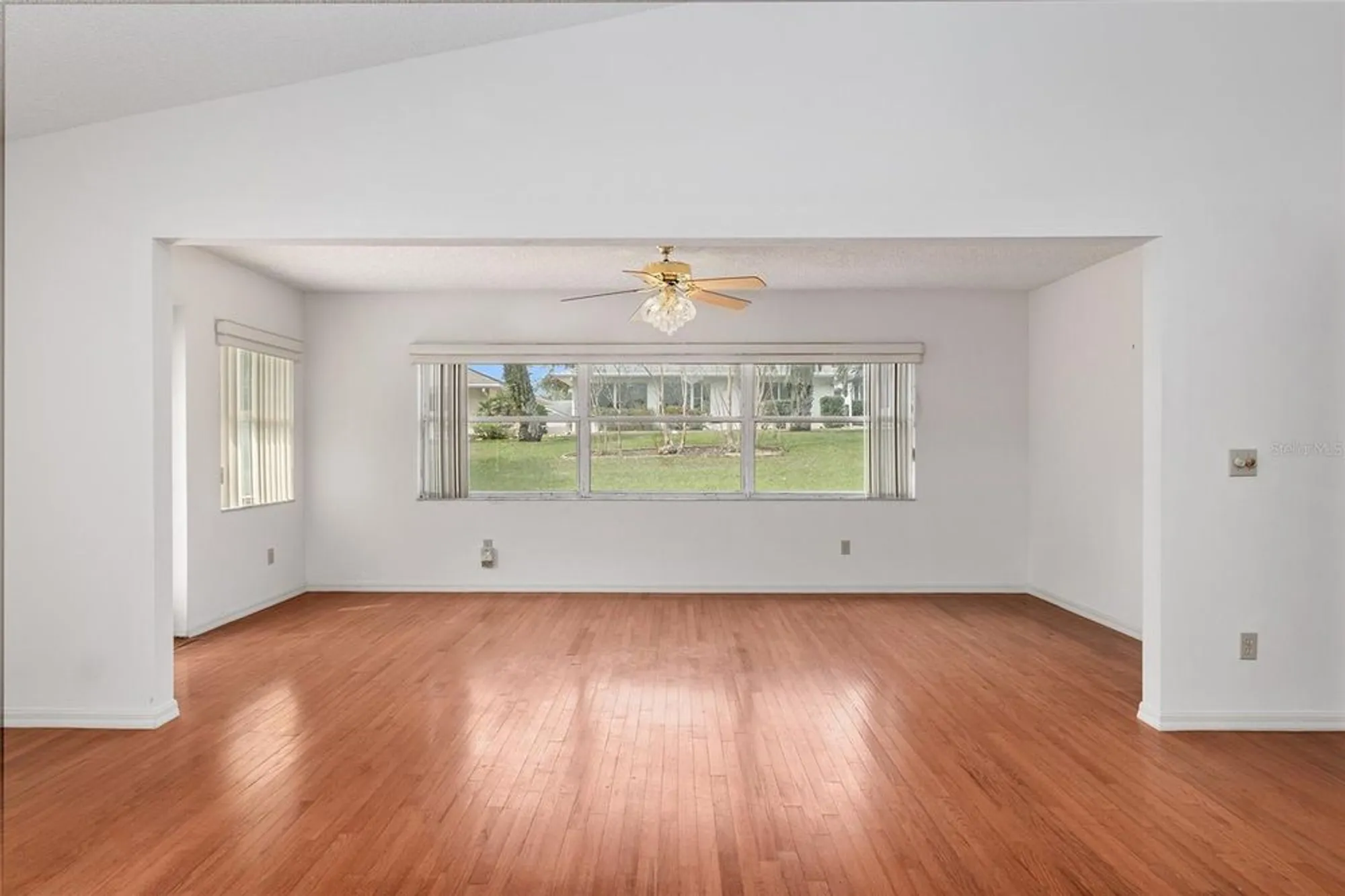 Property Slideshow image 18 of 54 | 9064 sw 91st cir, Ocala, FL, 34481