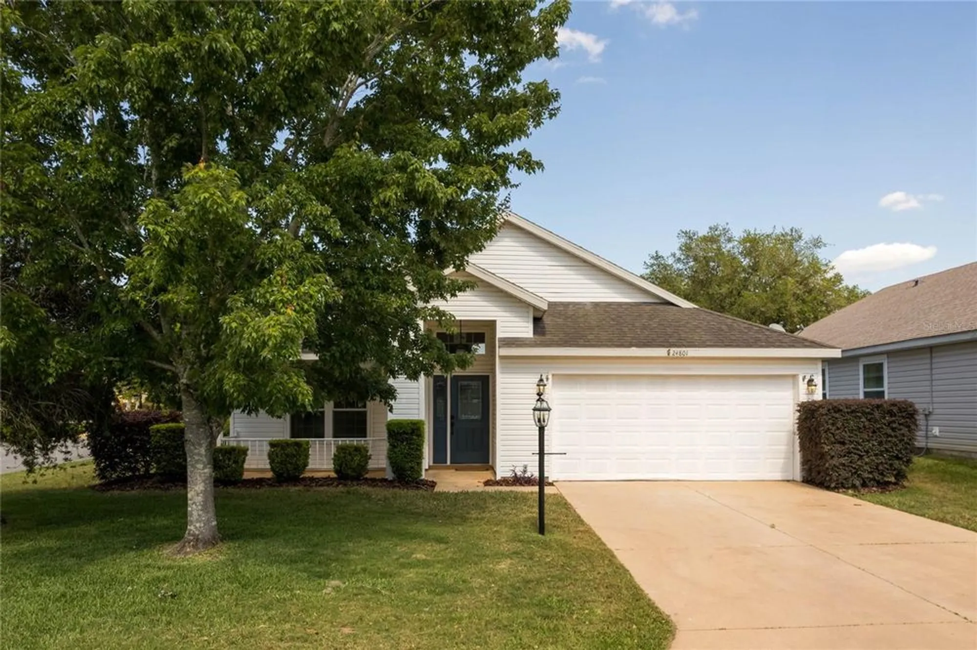 Property Slideshow image 1 of 37 | 24801 cranes roost cir, Leesburg, FL, 34748