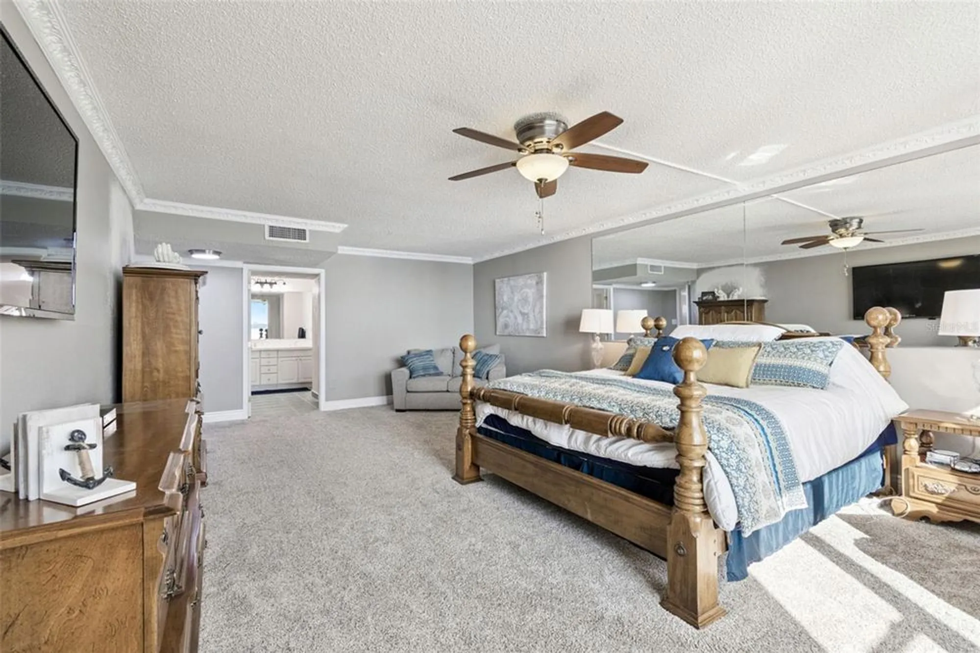 Property Slideshow image 47 of 66 | 634 edgewater dr 844, Dunedin, FL, 34698