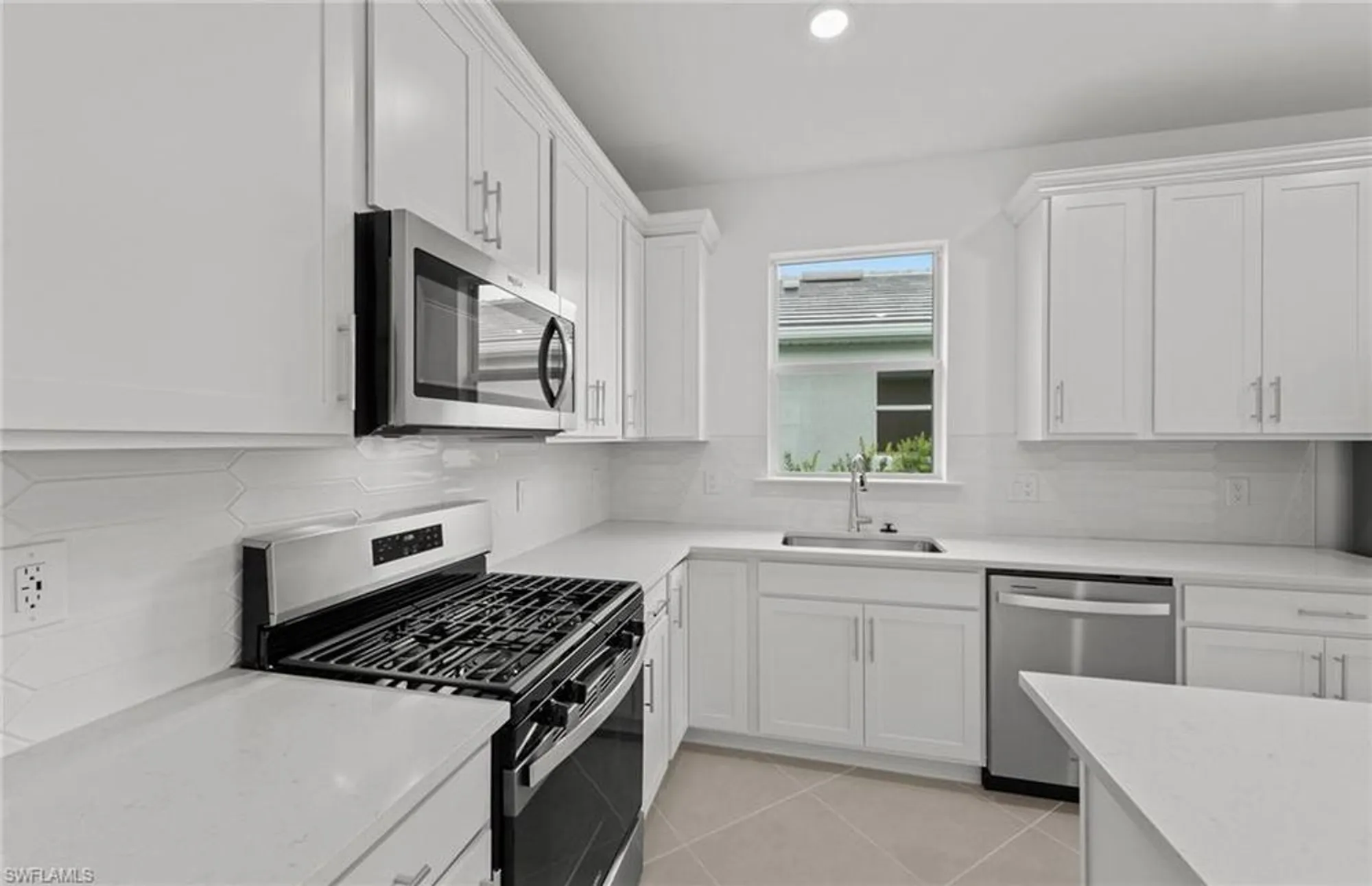 Property Slideshow image 9 of 42 | 17831 beautybush ter, North Fort Myers, FL, 33917