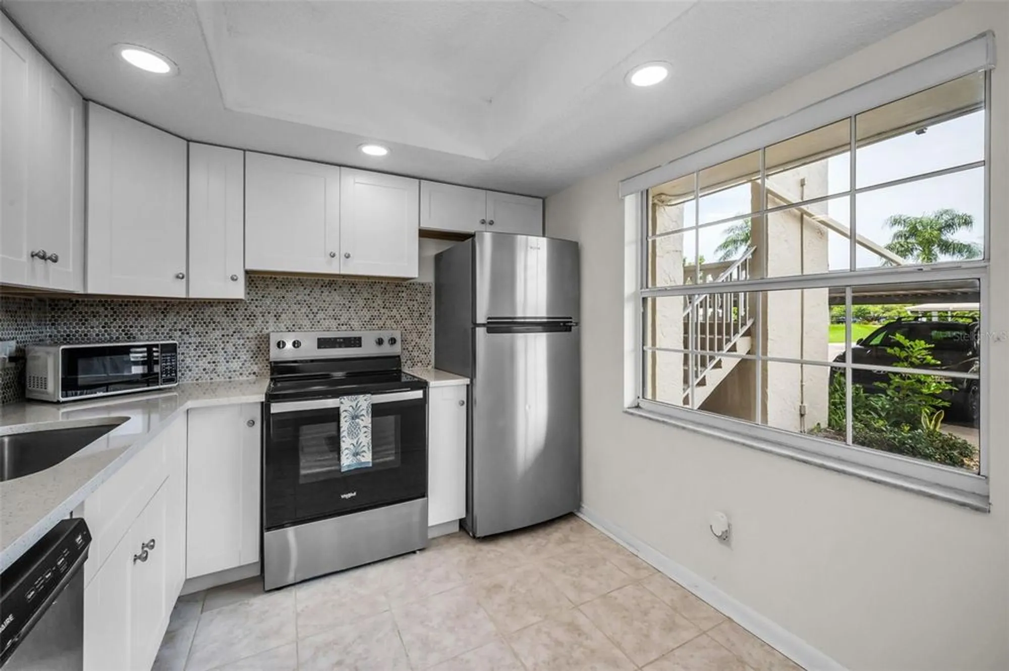 Property Slideshow image 6 of 59 | 970 virginia st 109, Dunedin, FL, 34698