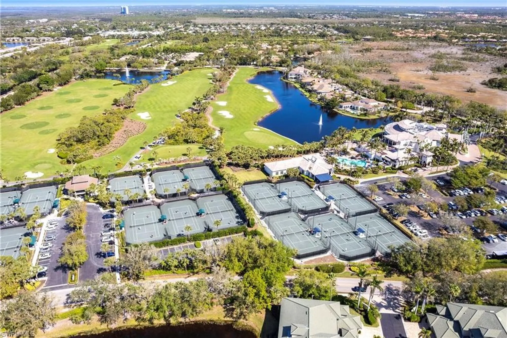 Property Slideshow image 35 of 50 | 24655 canary island ct 202, Bonita Springs, FL, 34134