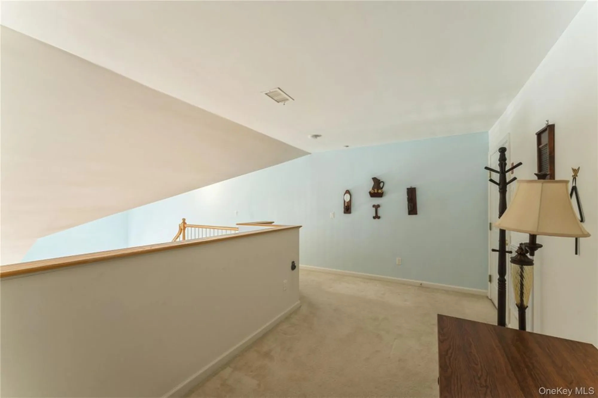 Property Slideshow image 15 of 34 | 357 spring dr, East Meadow, NY, 11554