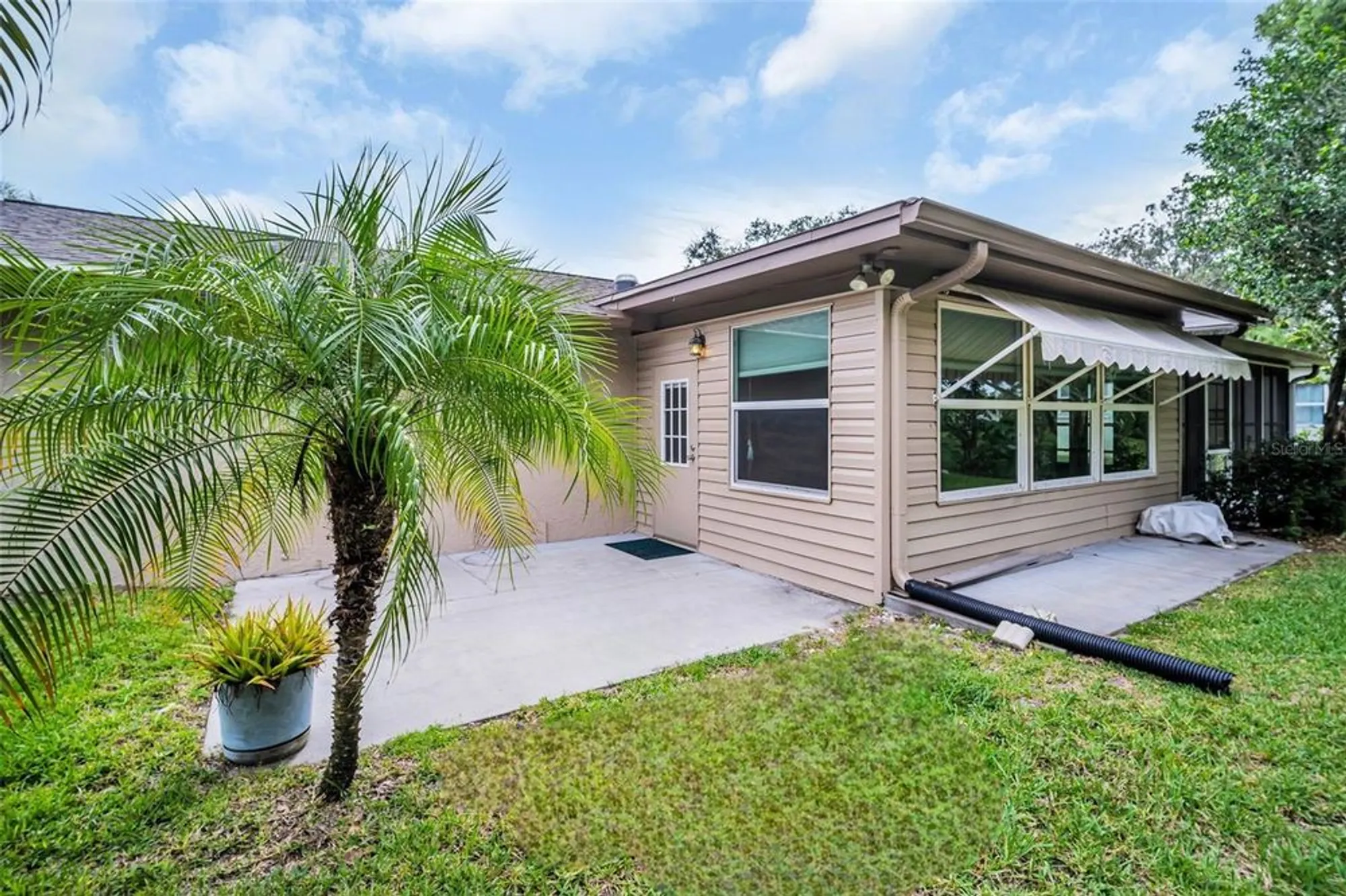 Property Slideshow image 27 of 47 | 2336 malcolm dr, Palm Harbor, FL, 34684