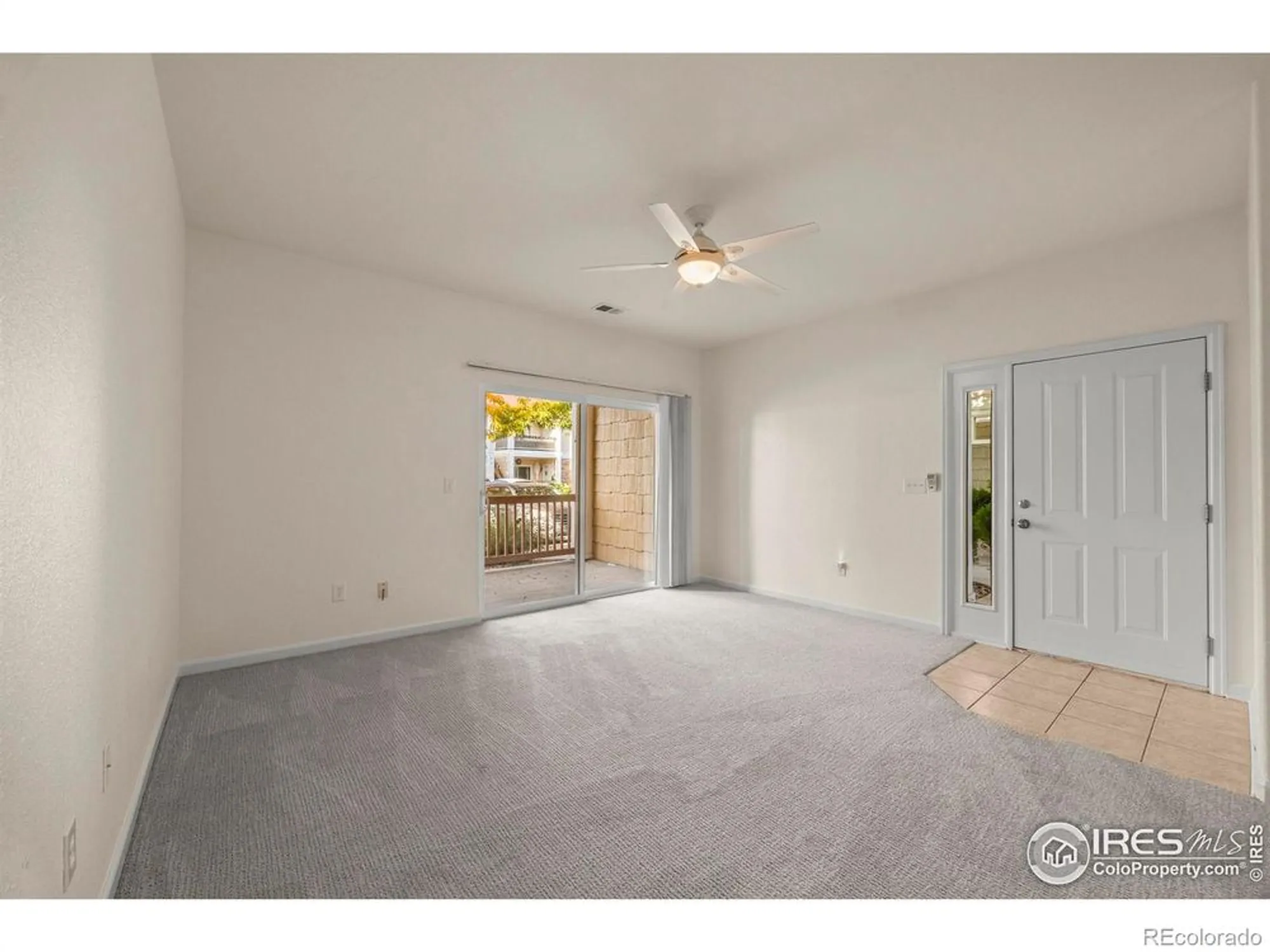 Property Slideshow image 5 of 24 | 4725 hahns peak dr 101, Loveland, CO, 80538