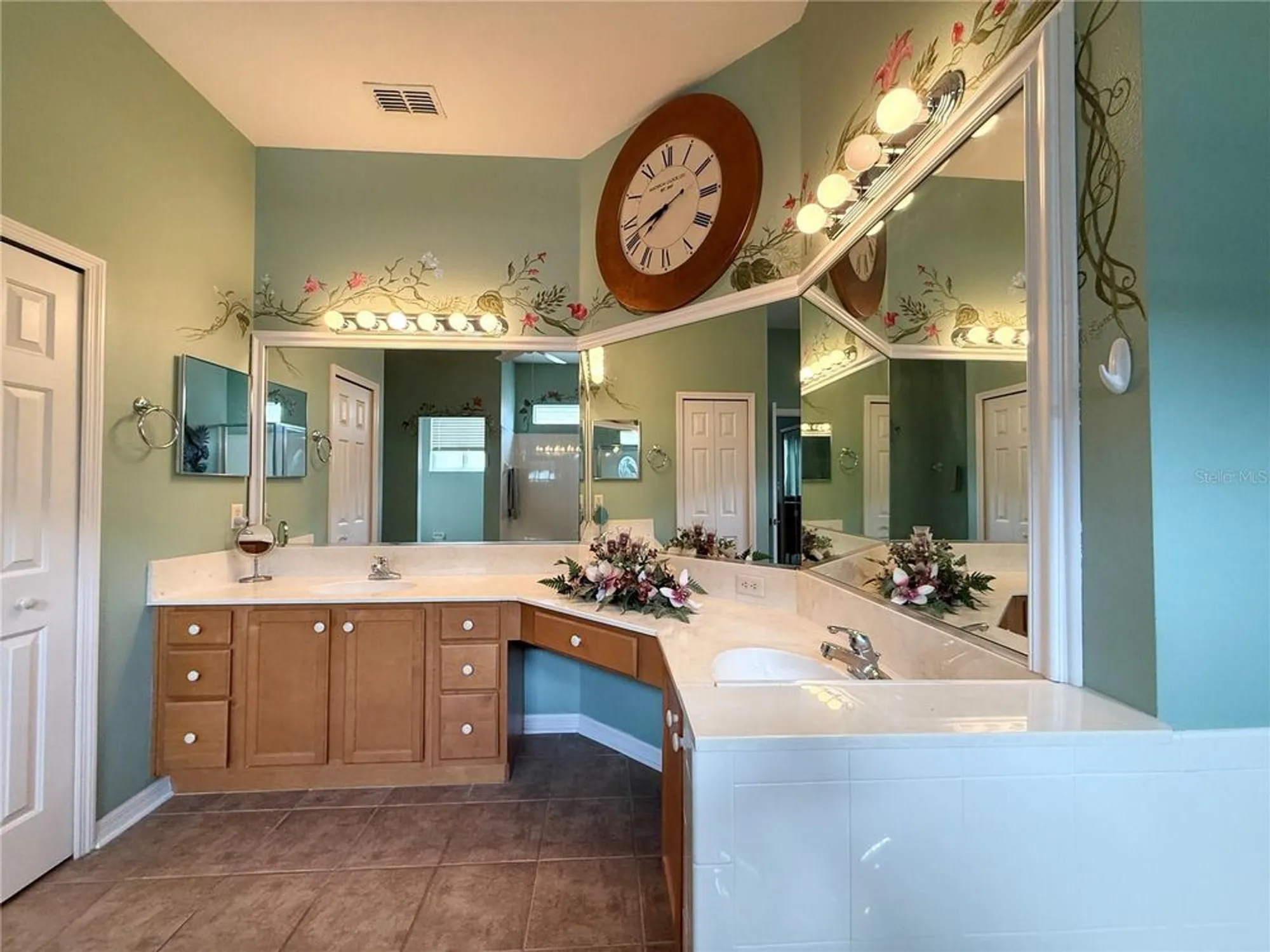 Property Slideshow image 17 of 37 | 25221 quail croft pl, Leesburg, FL, 34748