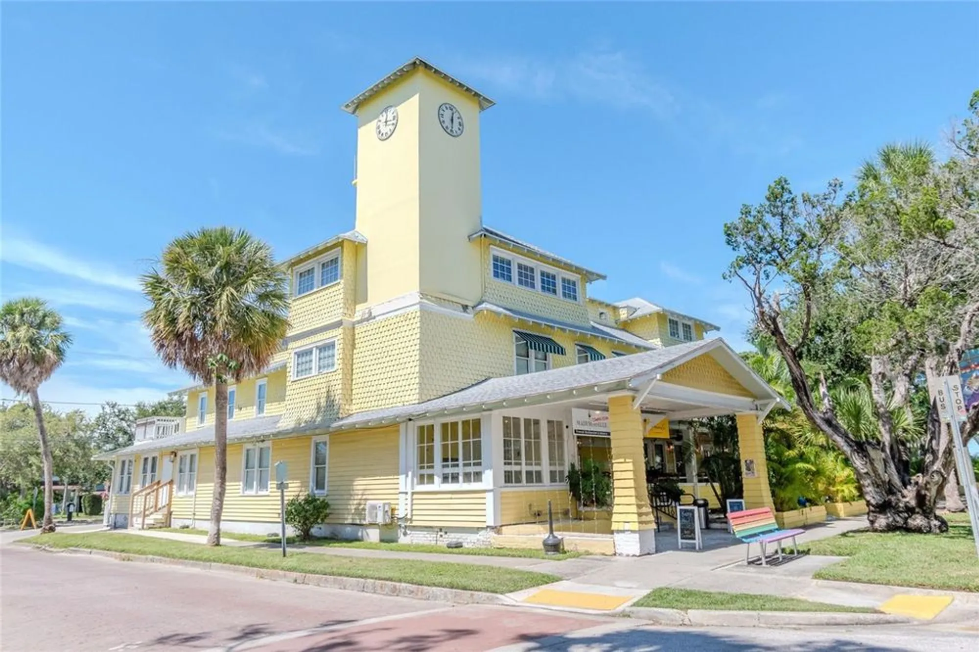 Property Slideshow image 47 of 51 | 6025 shore blvd 611, Gulfport, FL, 33707