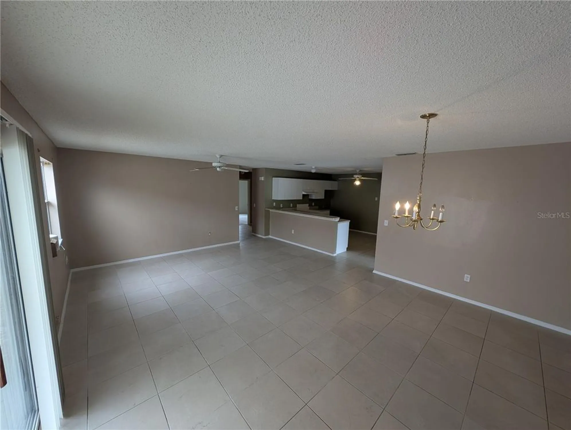 Property Slideshow image 13 of 20 | 1651 duran dr, The Villages, FL, 32162